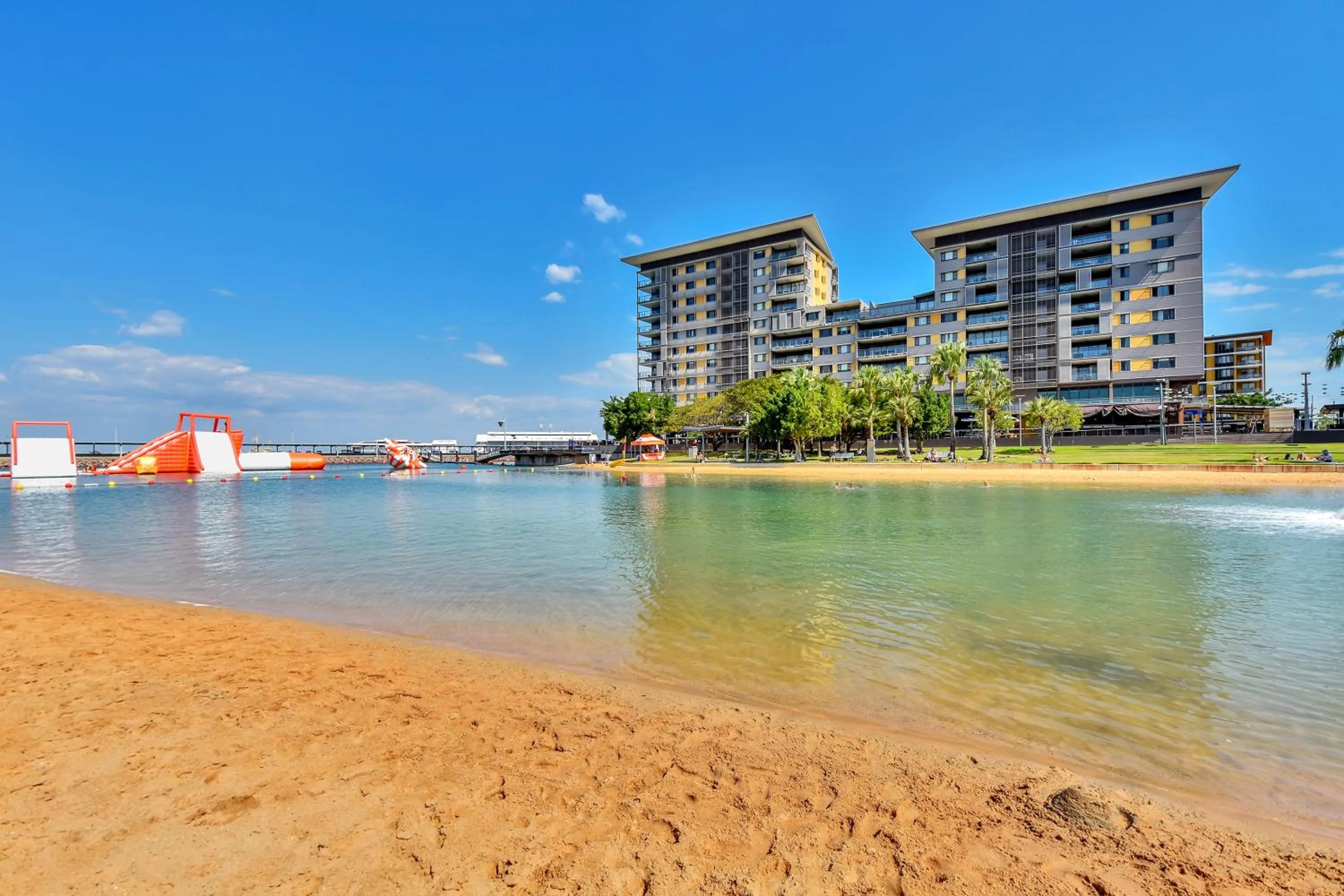 Property building in Darwin Waterfront Short Stay Apartments
