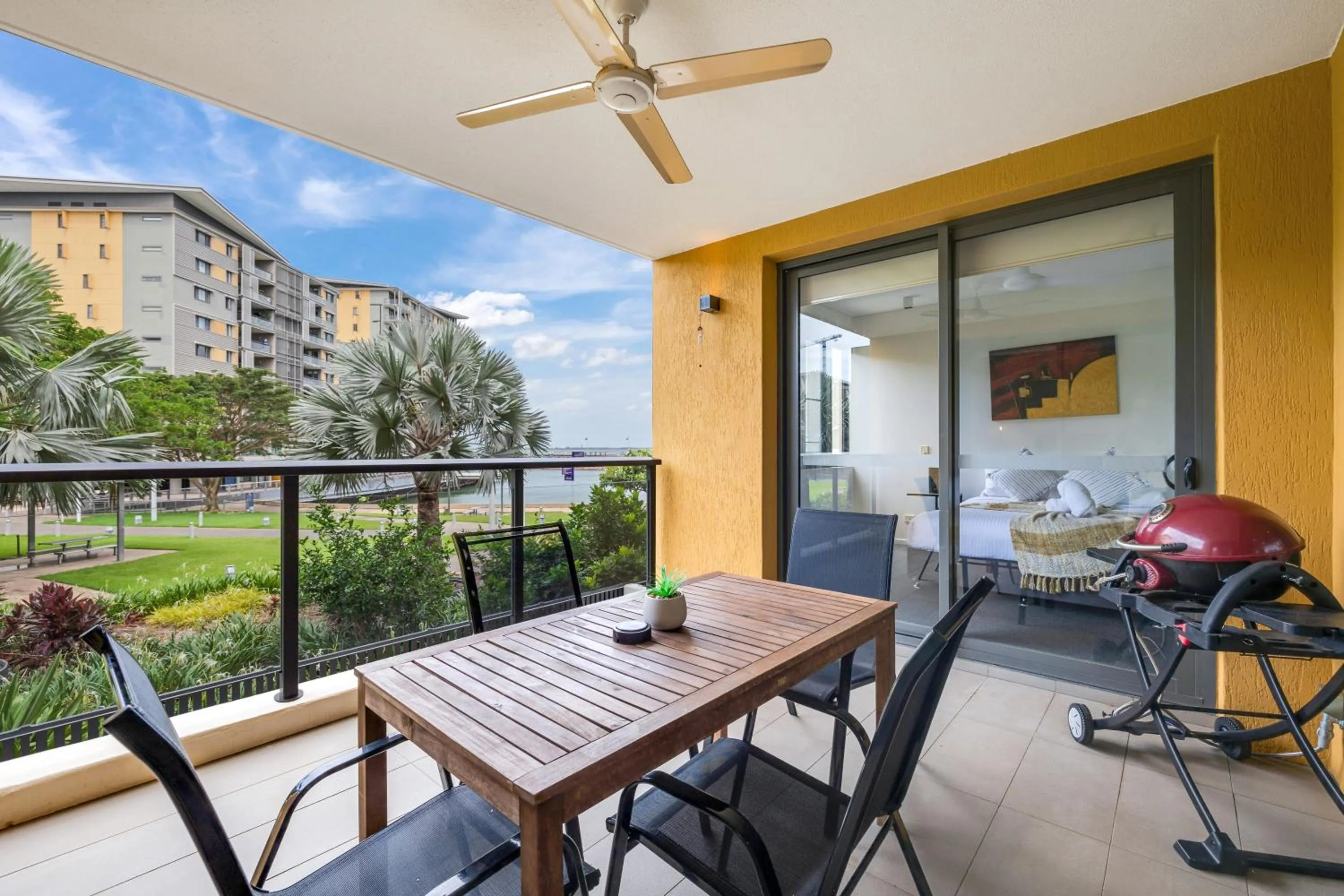 Balcony/Terrace in Darwin Waterfront Short Stay Apartments