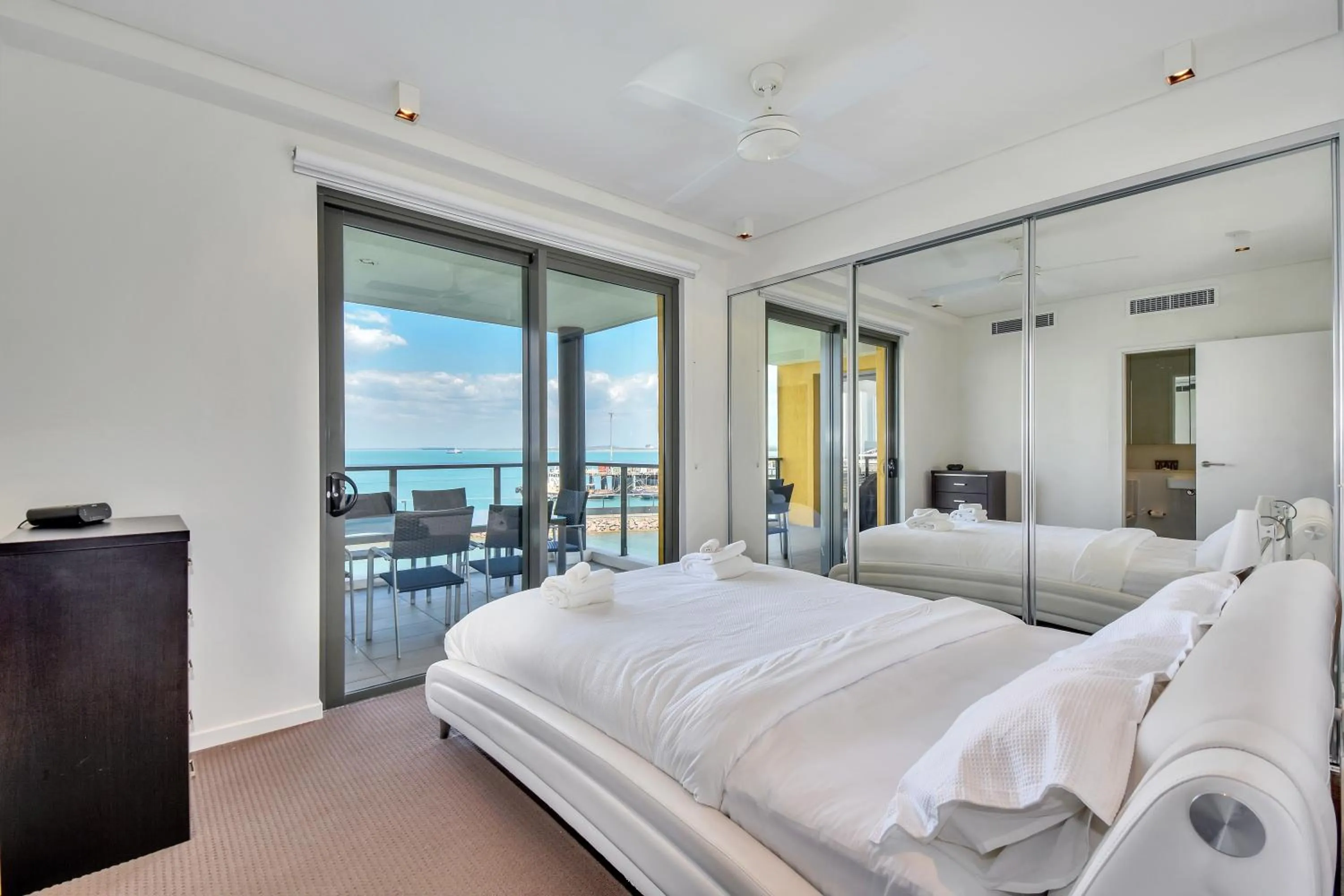 Bedroom, Bed in Darwin Waterfront Short Stay Apartments