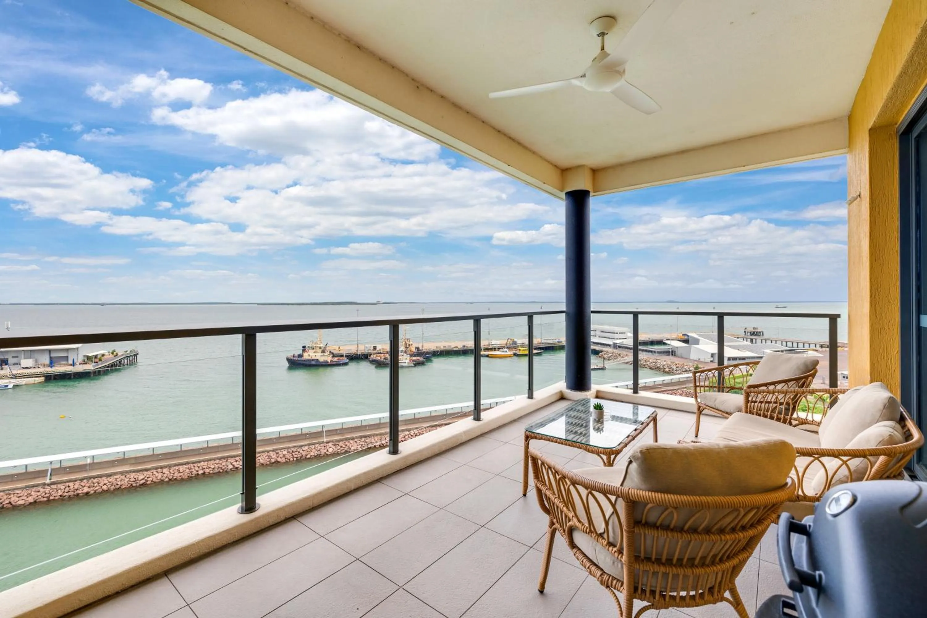 Balcony/Terrace in Darwin Waterfront Short Stay Apartments