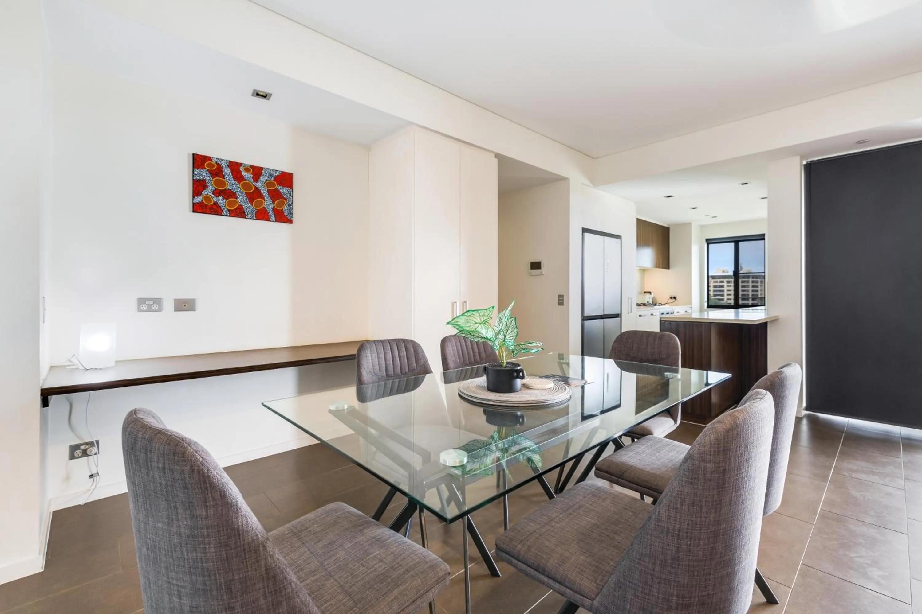 Dining area in Darwin Waterfront Short Stay Apartments
