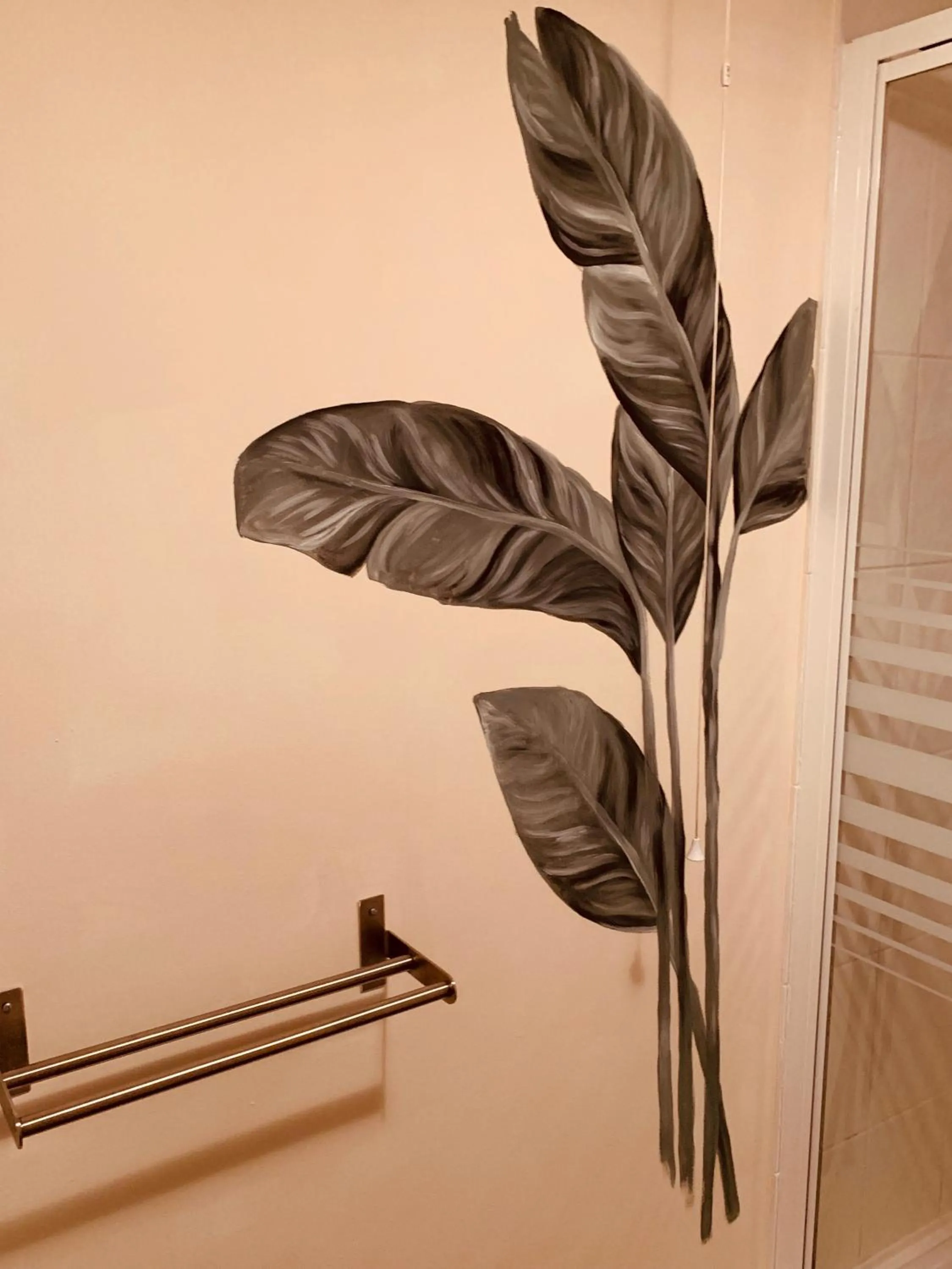 Logo/Certificate/Sign in The Swan Hotel