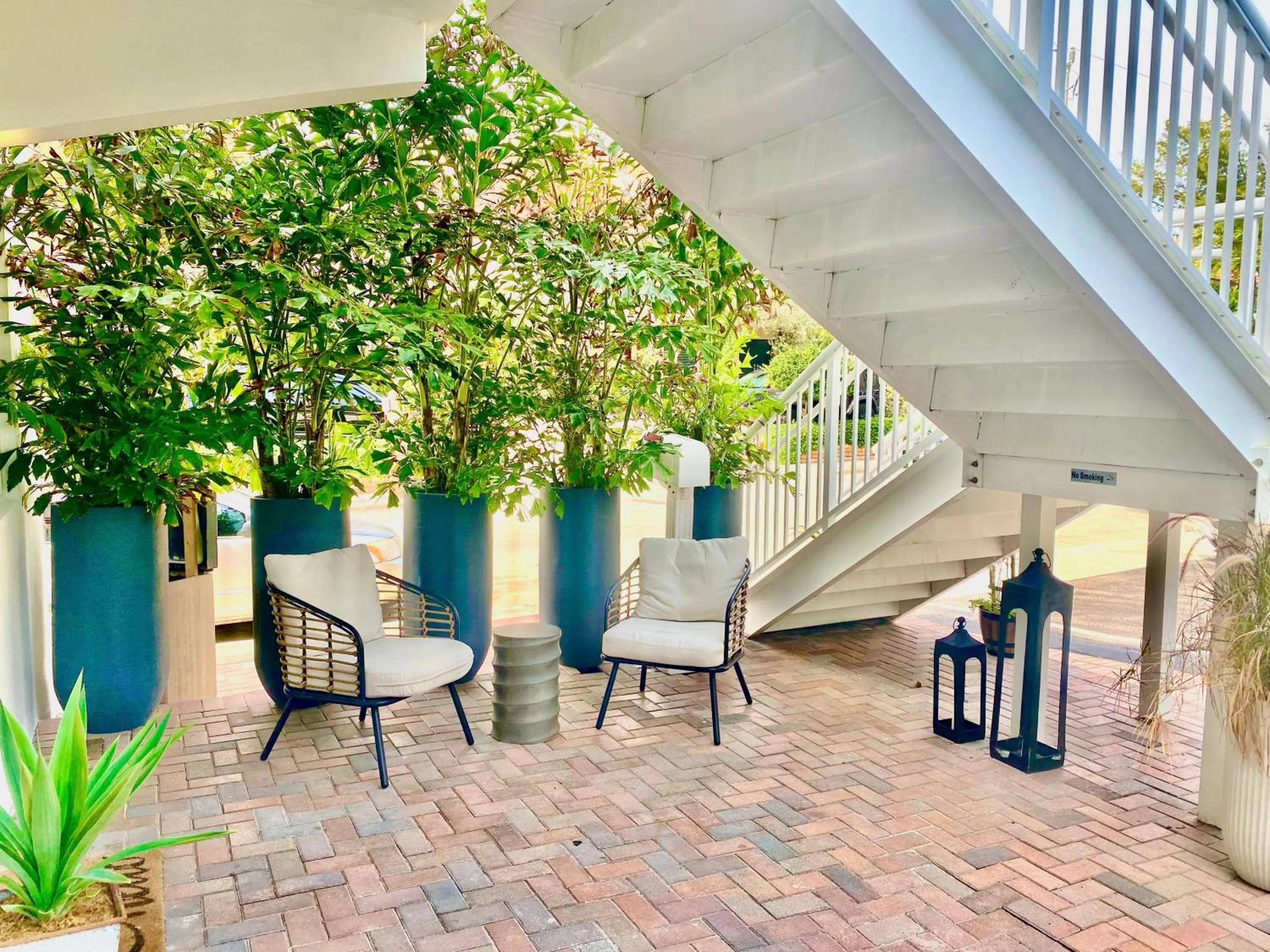 Property building in Southwinds Inn by The Gold Nests