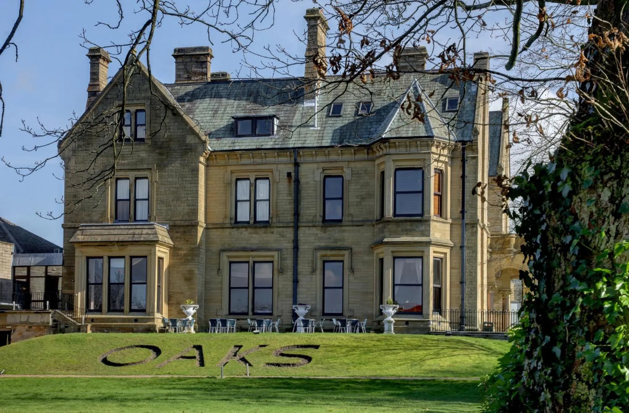 Property building in Oaks Hotel and Leisure Club