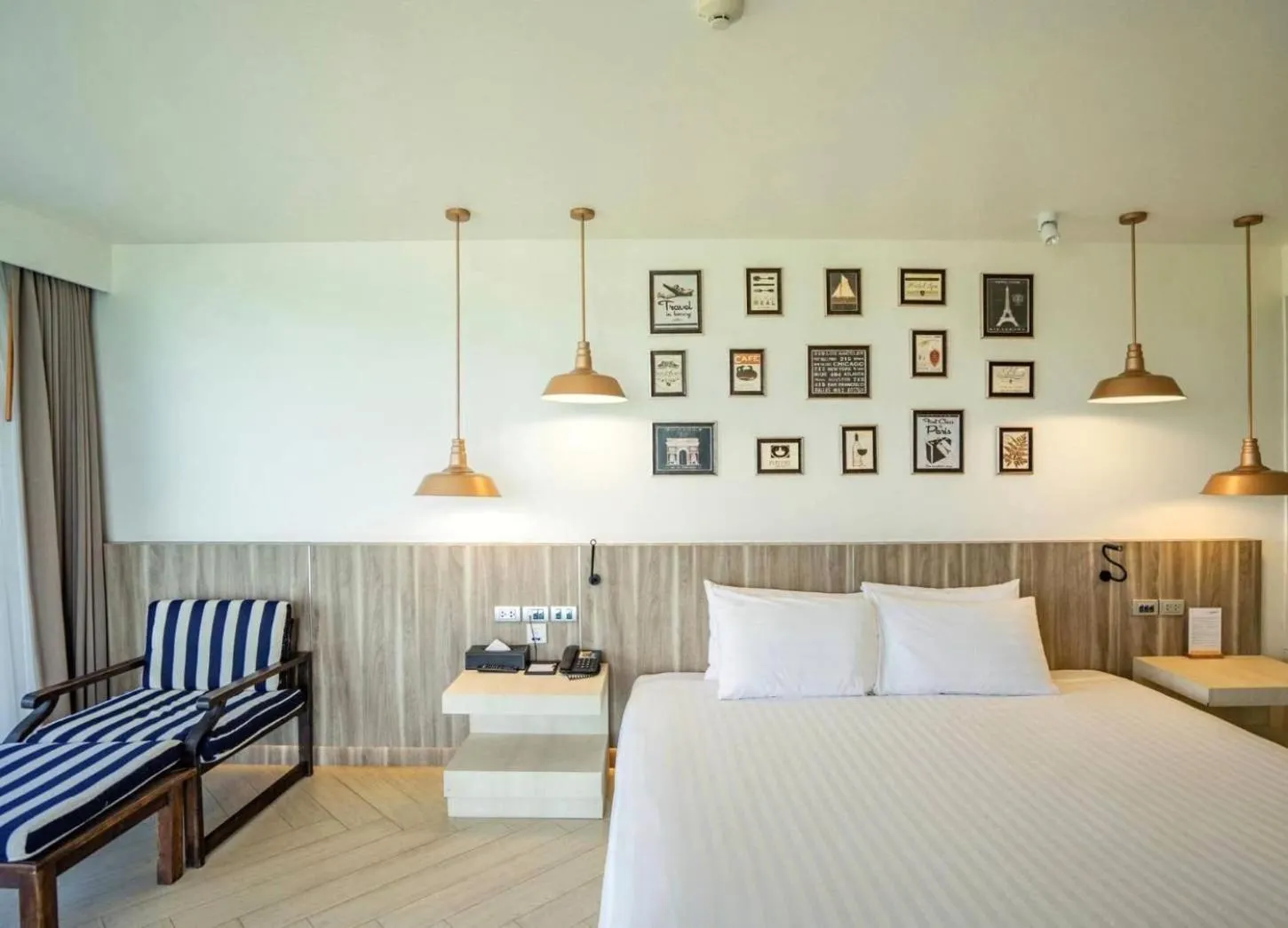 Bedroom, Bed in Golden Tulip Pattaya Beachfront Resort