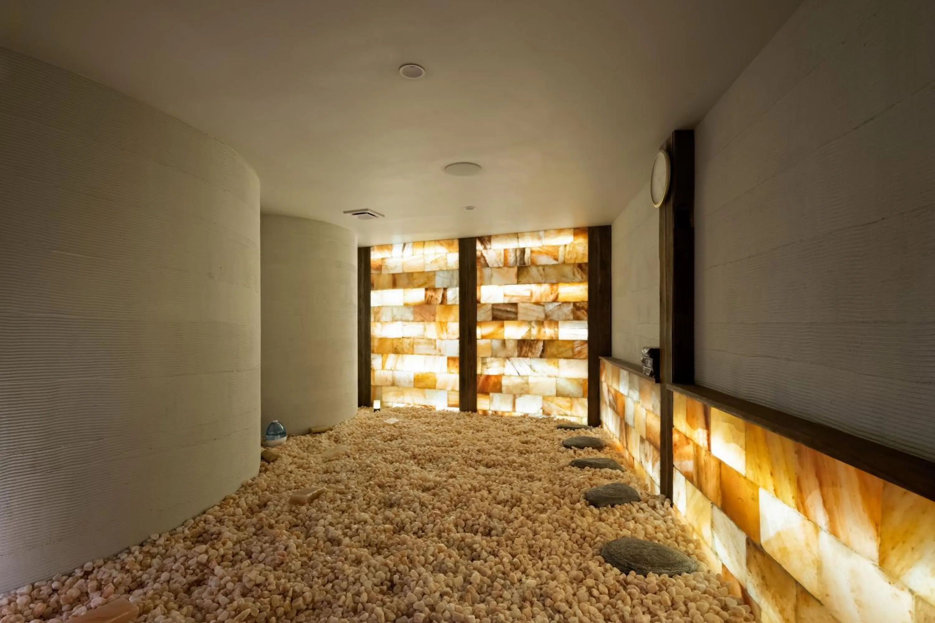 Spa and wellness centre/facilities, Bed in Emporium Hotel South Bank