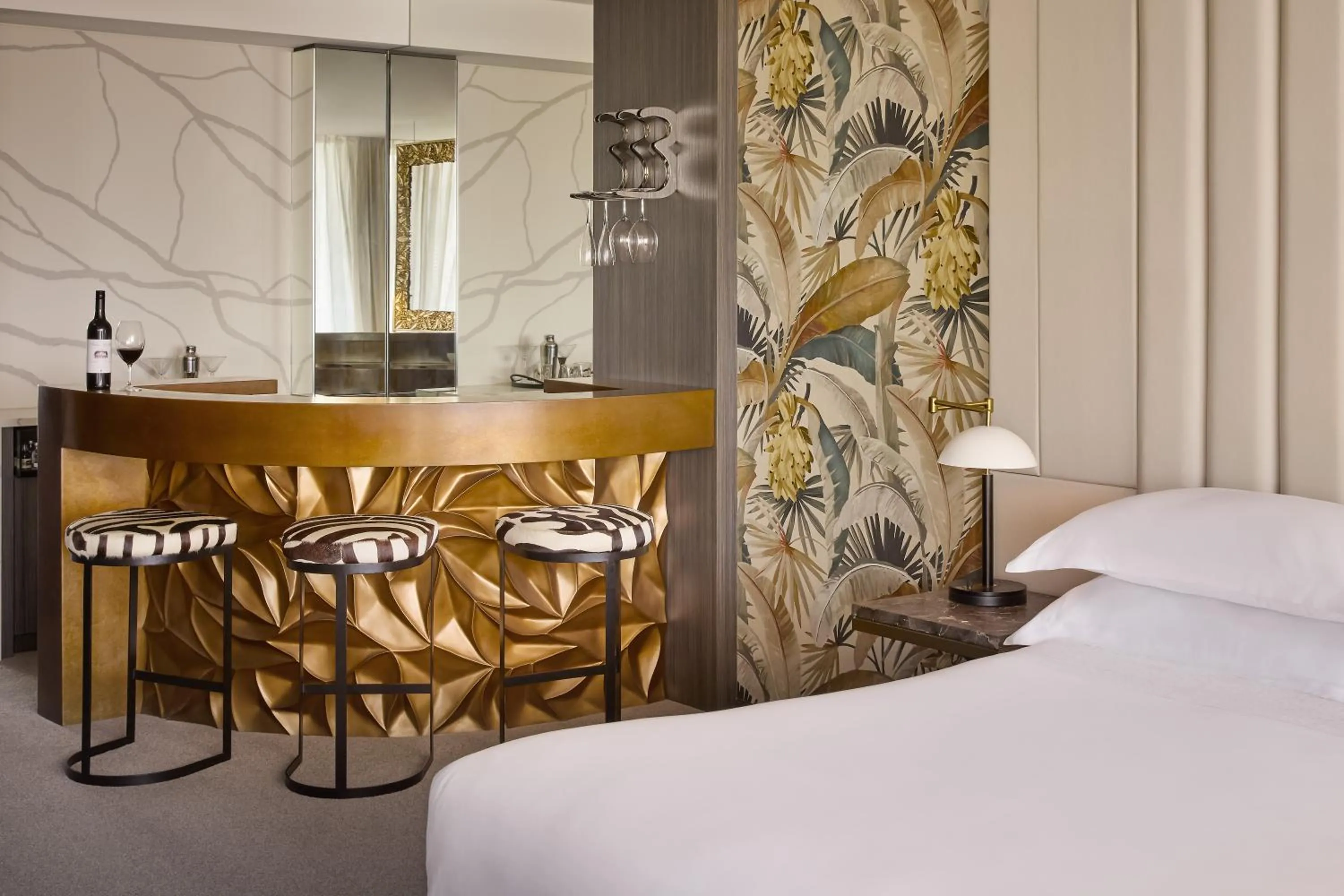 Bed in Emporium Hotel South Bank