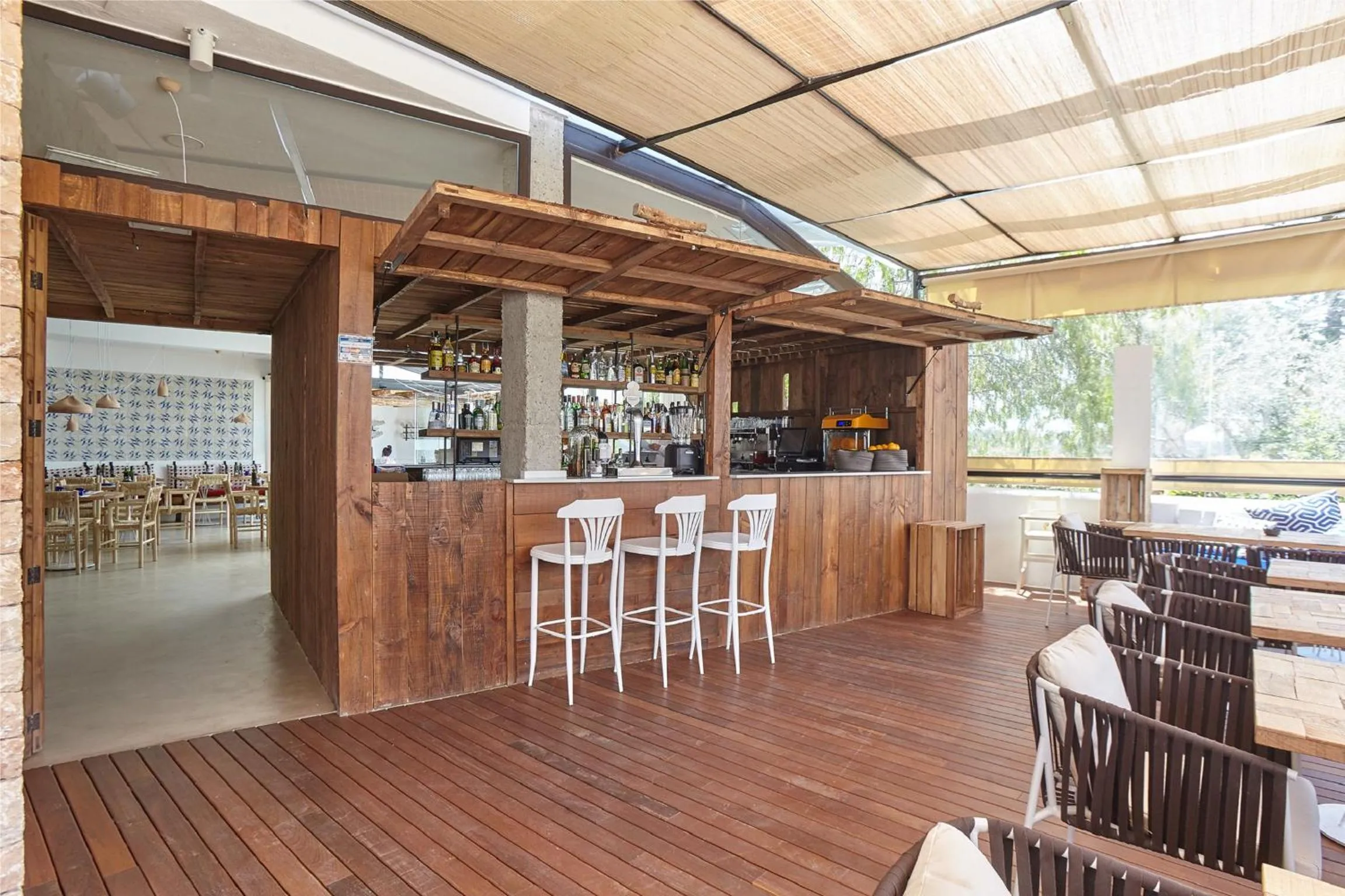 Property building in Apartamentos Castaví