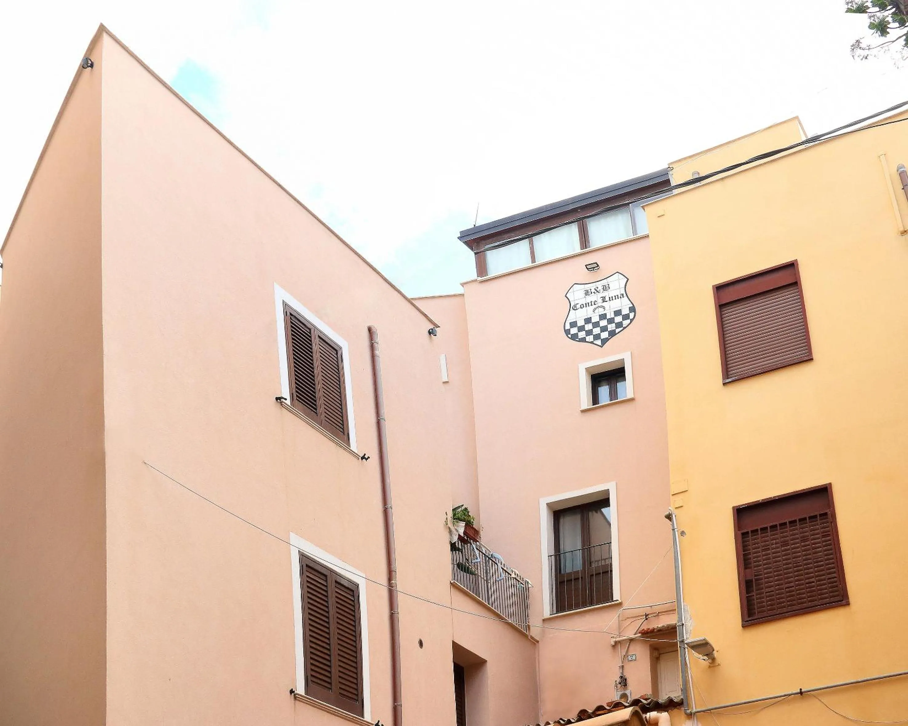 Property building in Bed and Breakfast Conte Luna