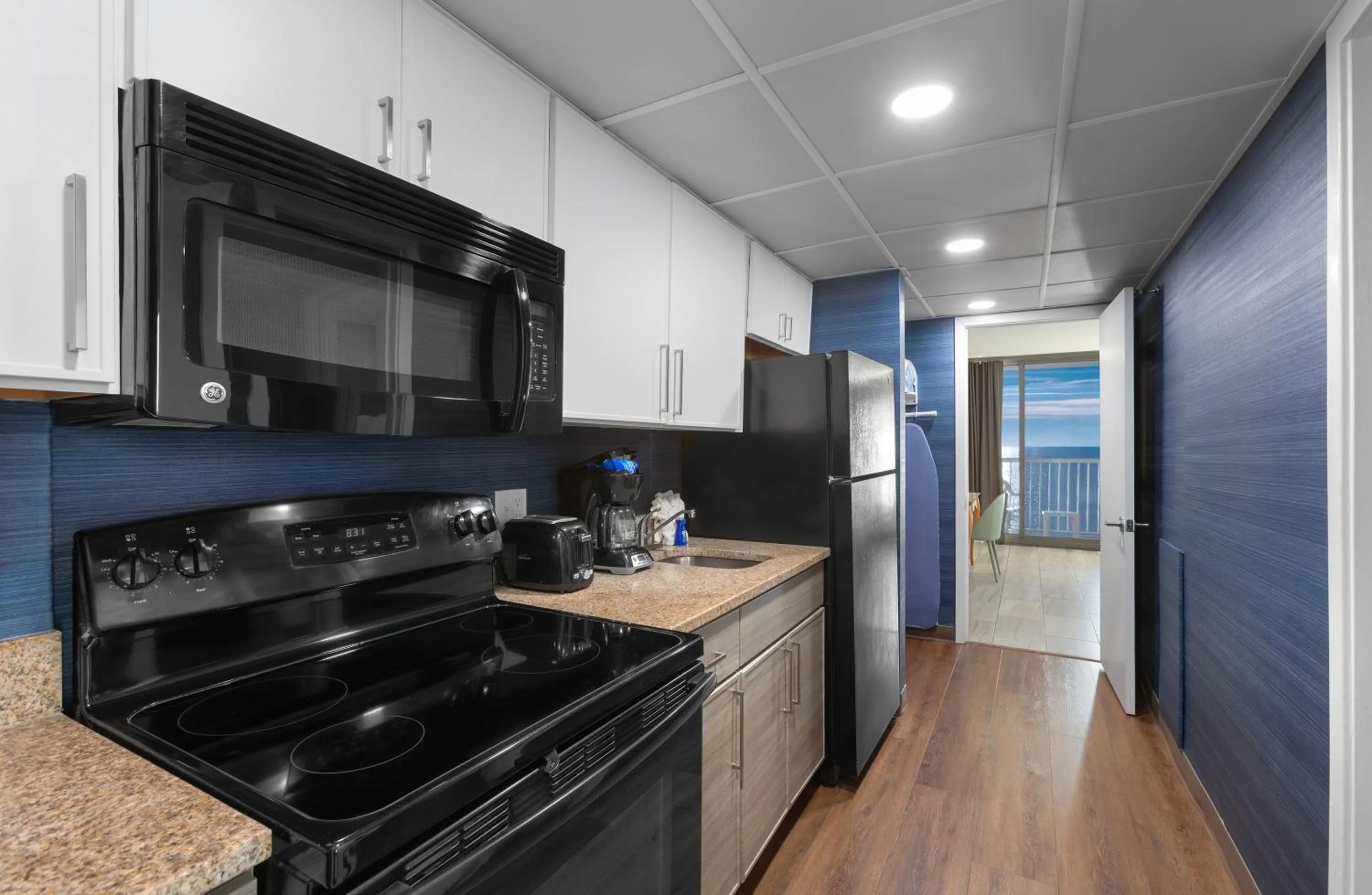 kitchen in Crown Reef Beach Resort and Waterpark