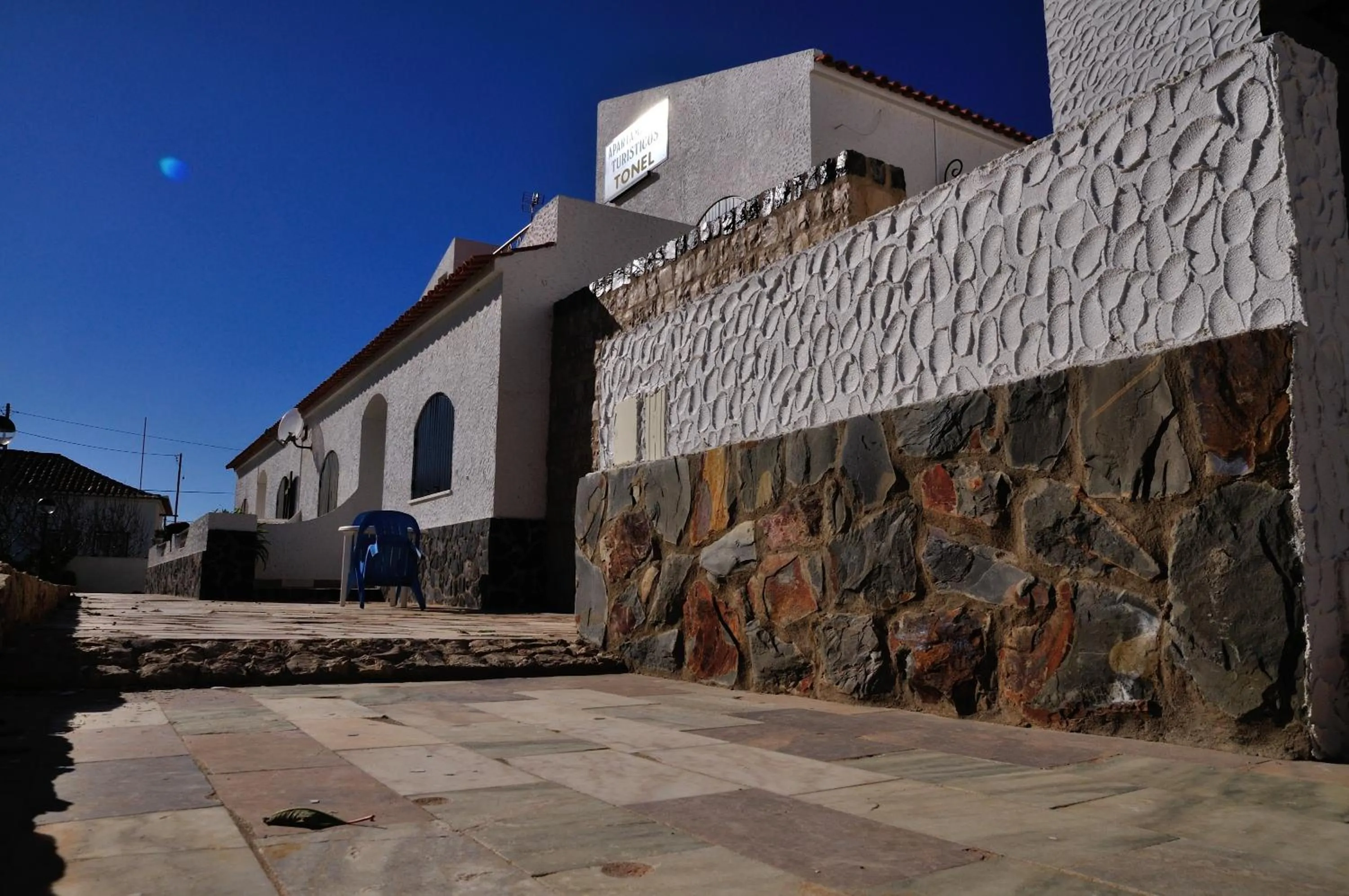 Facade/entrance in Tonel Apartamentos Turisticos