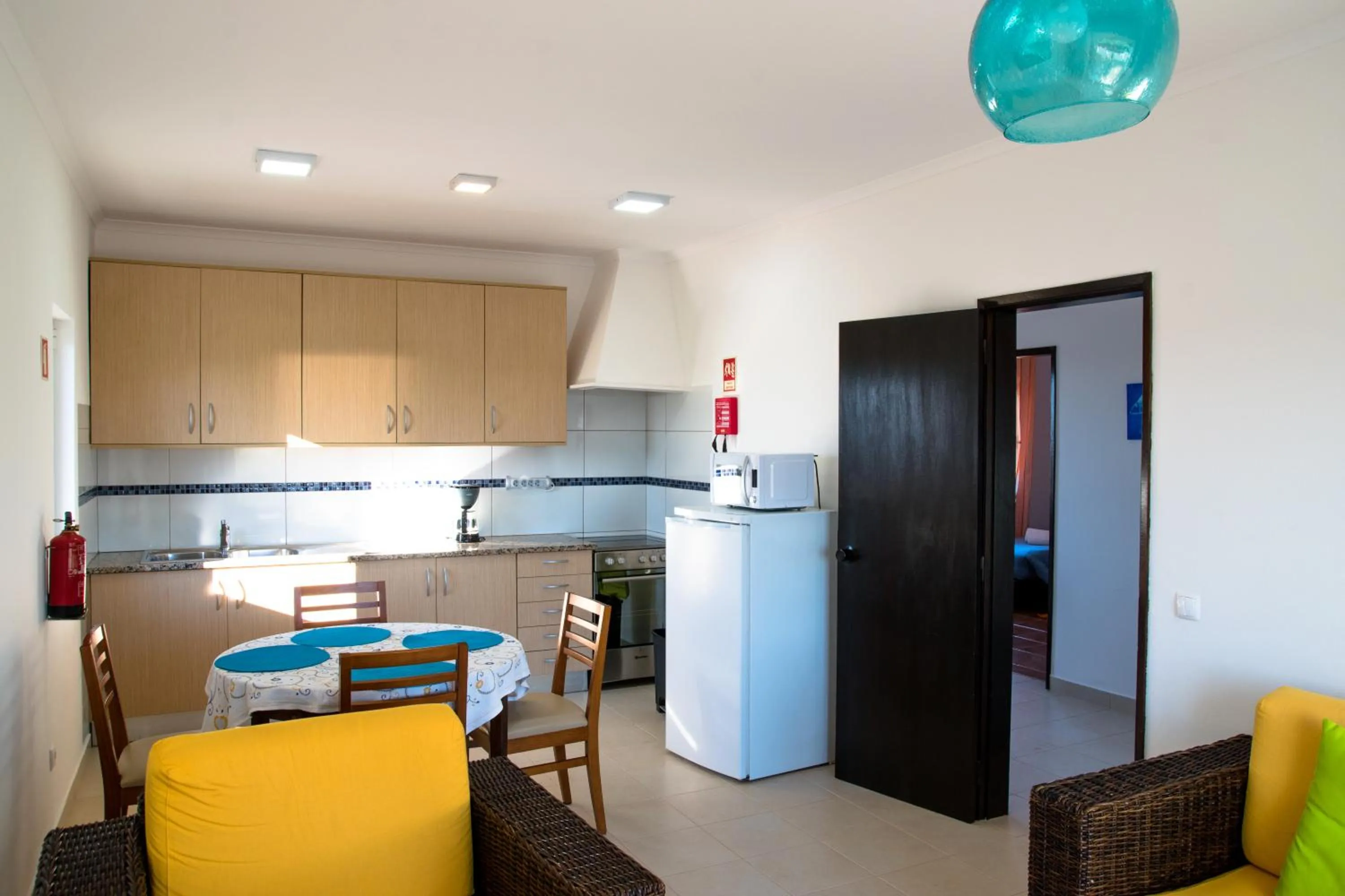 Kitchen or kitchenette in Tonel Apartamentos Turisticos