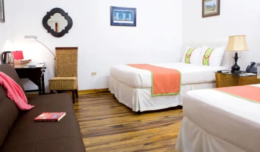 Bedroom in Altamont West Hotel