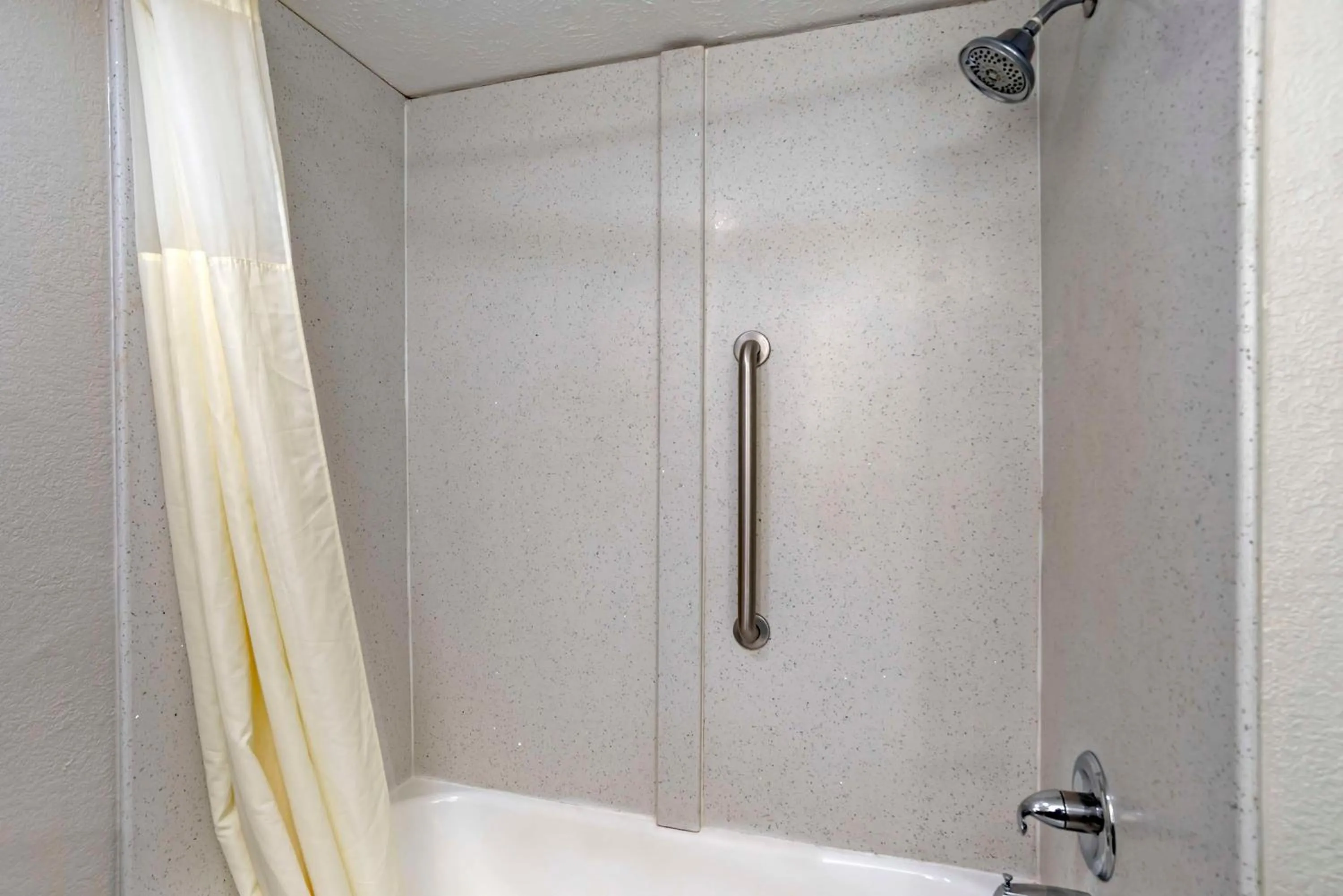 Bathroom in Best Western Canton Inn