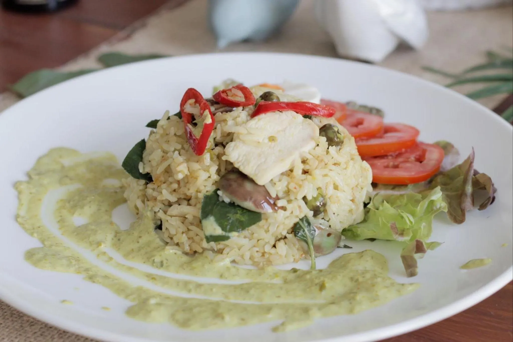 Restaurant/places to eat in Phurinda Residence