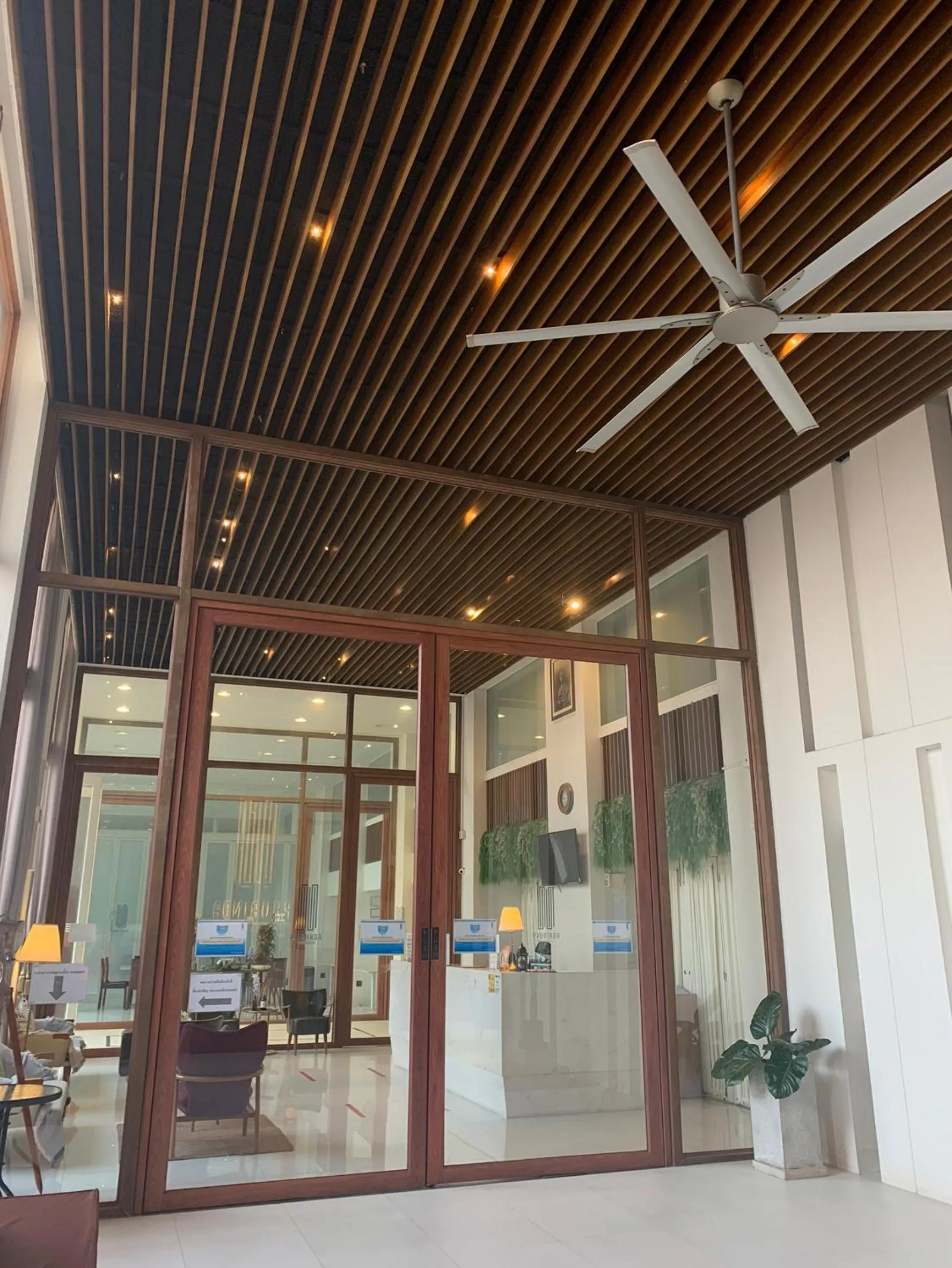 Facade/entrance in Phurinda Residence