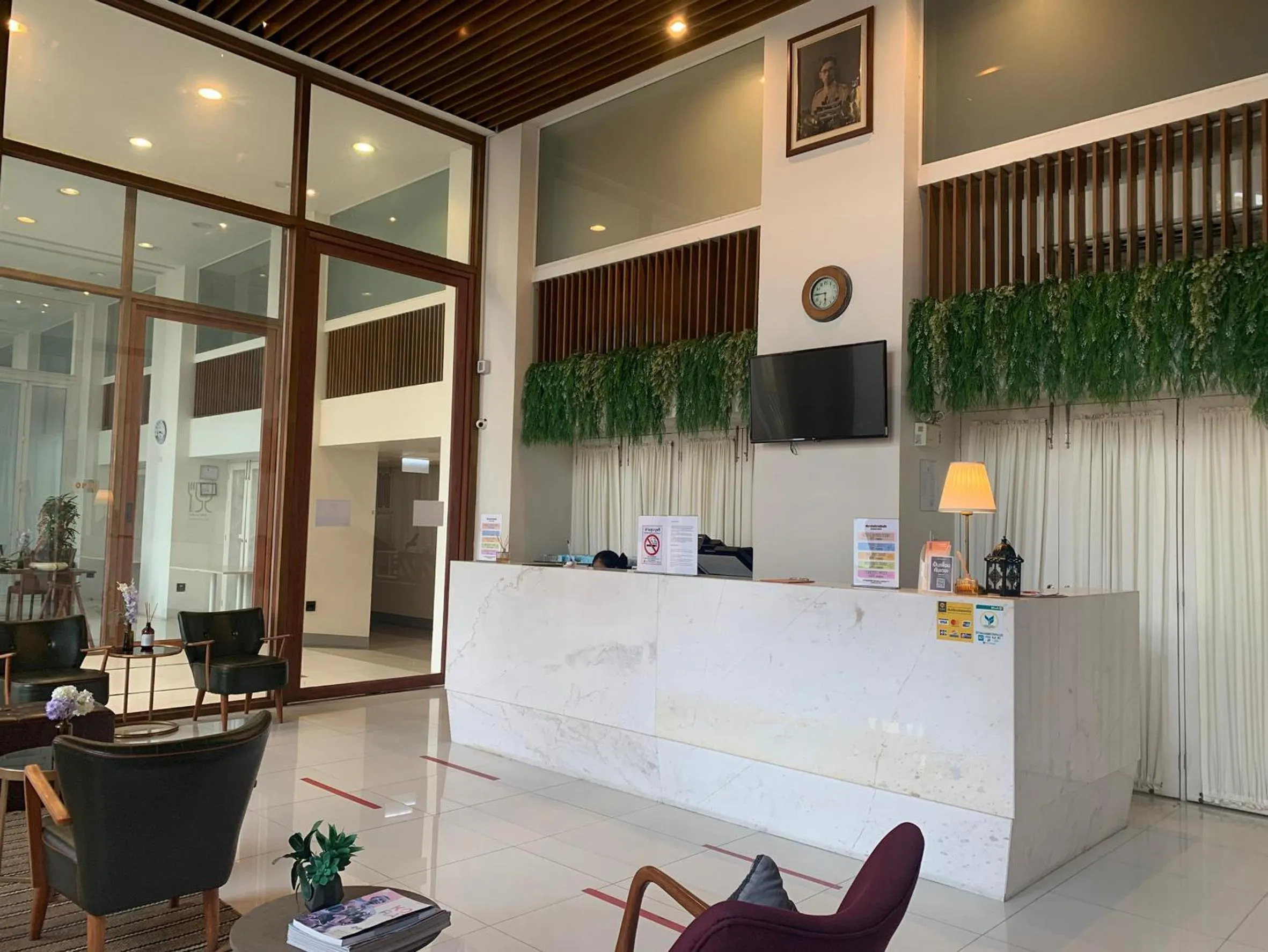 Lobby or reception in Phurinda Residence
