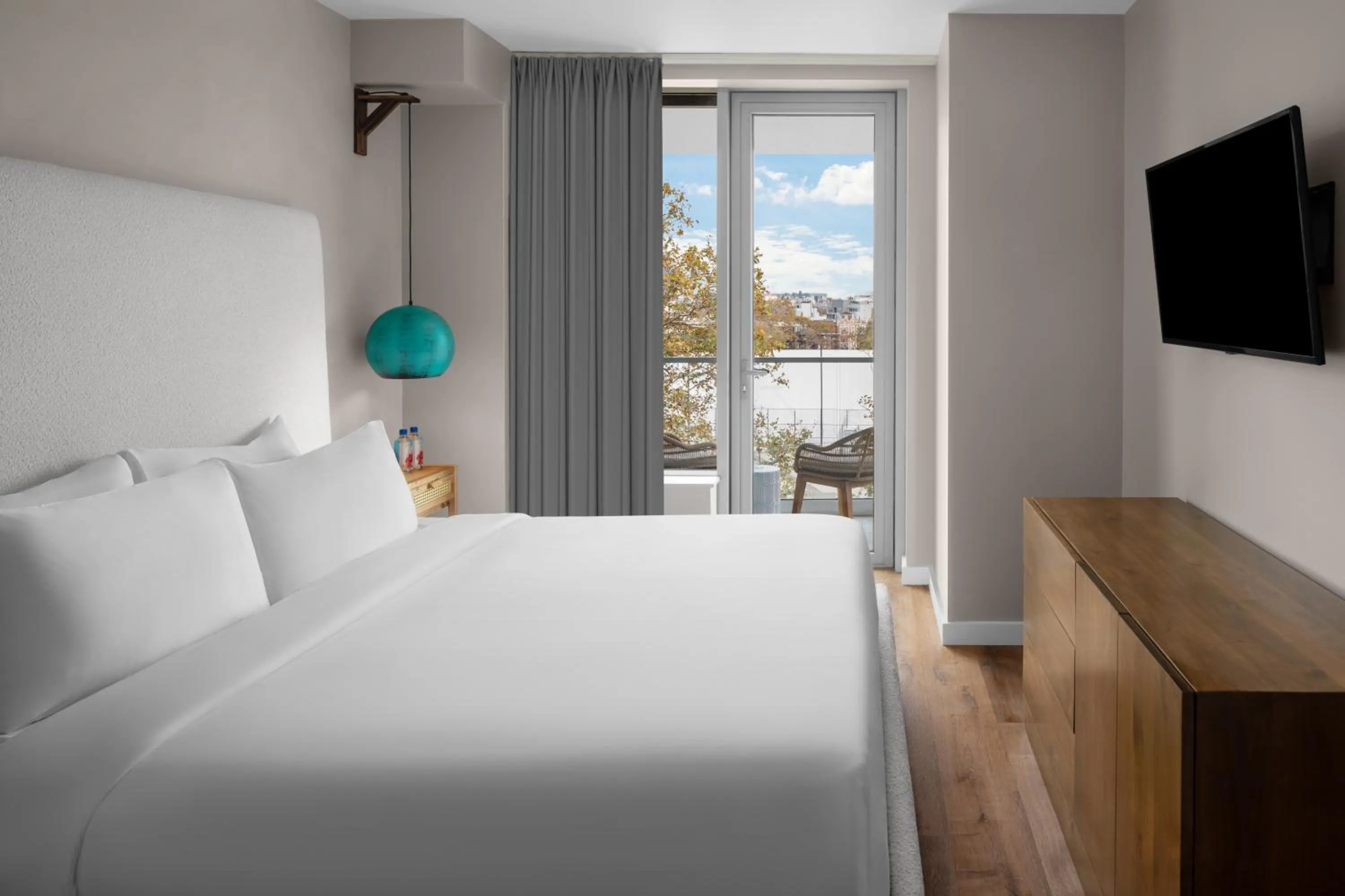 Bedroom, Bed in CODA Williamsburg