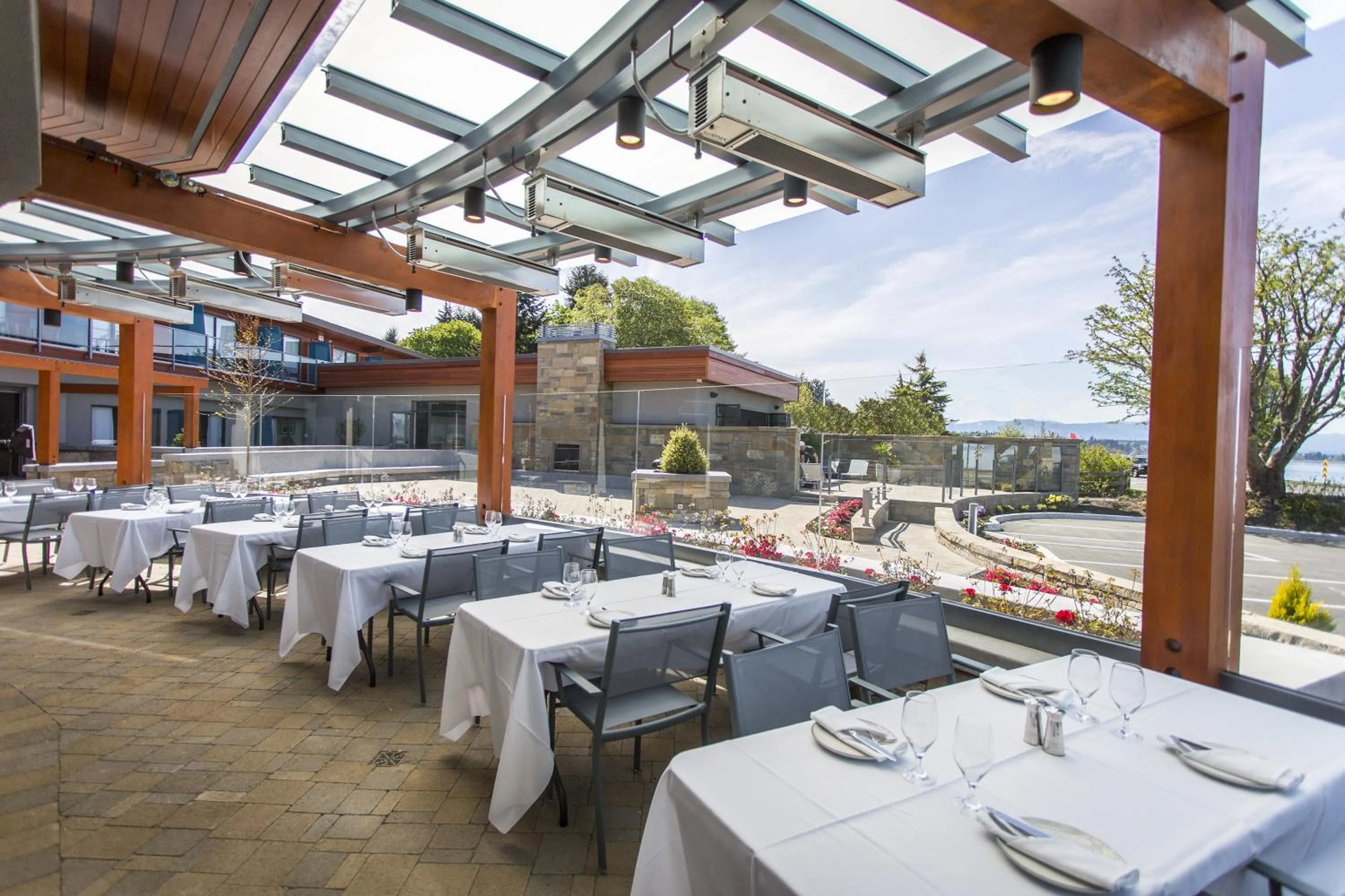 Restaurant/places to eat in Qualicum Beach Inn