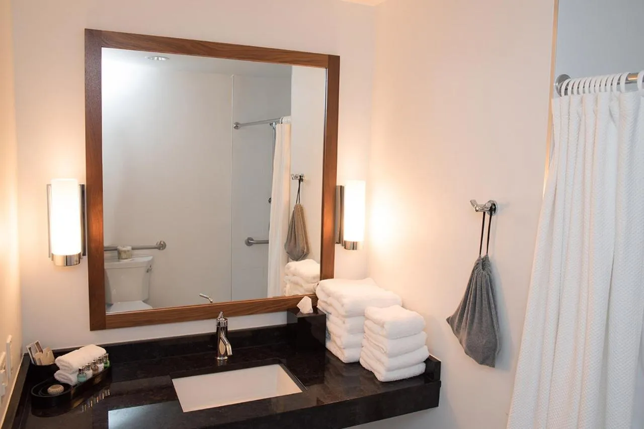 Bathroom in Qualicum Beach Inn