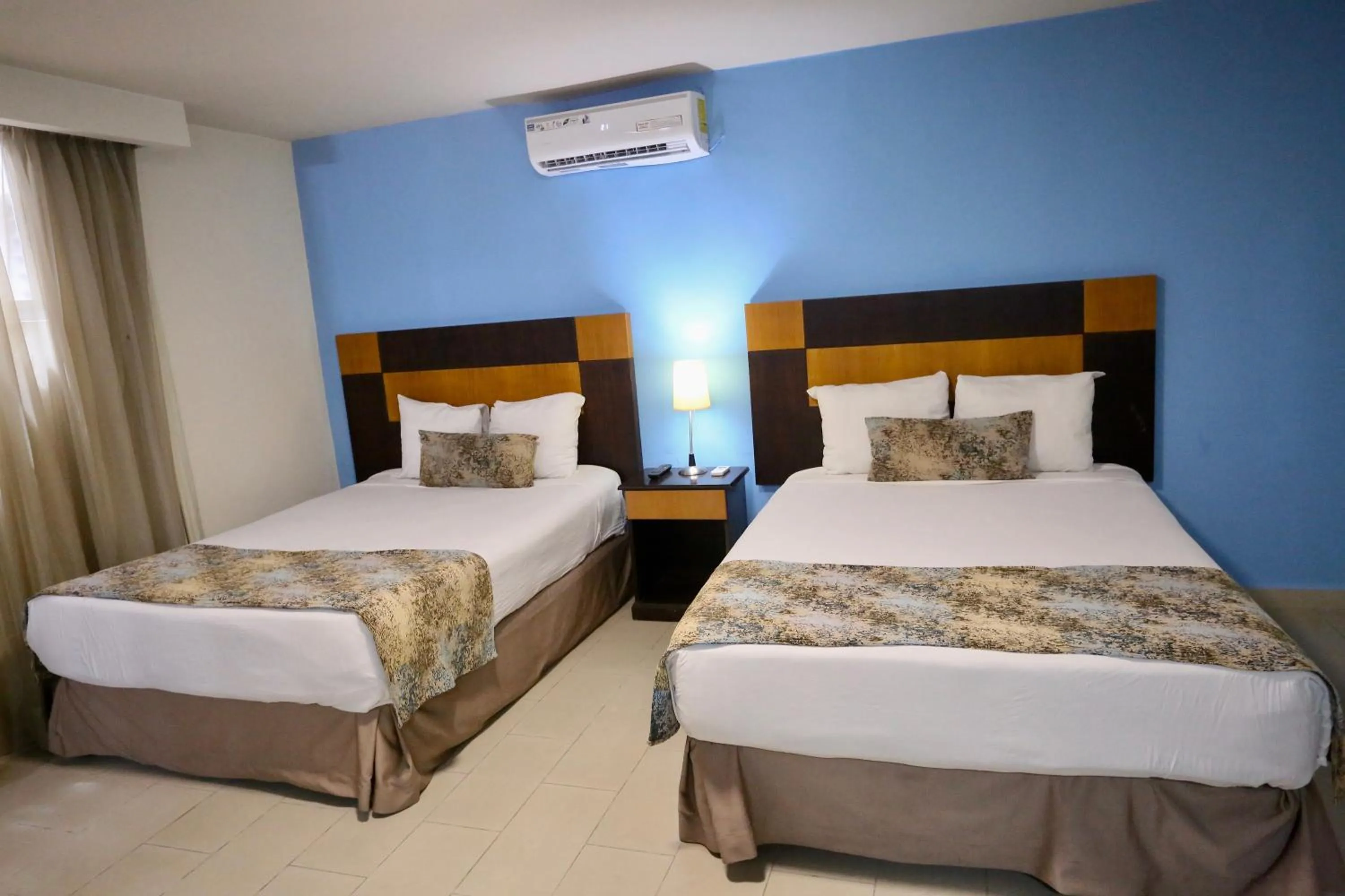 Bed in Metro Hotel Panama