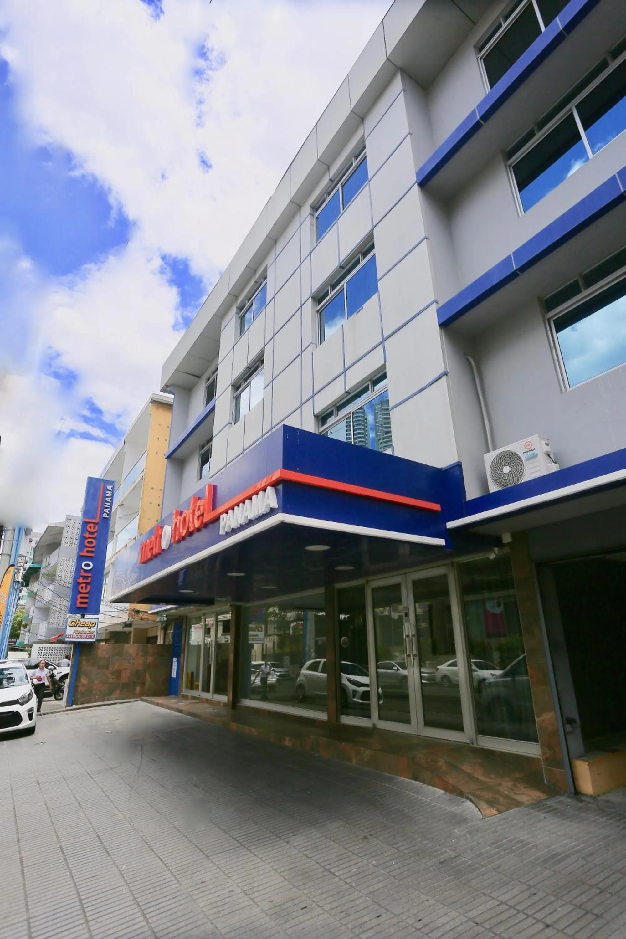 Metro Hotel Panama
