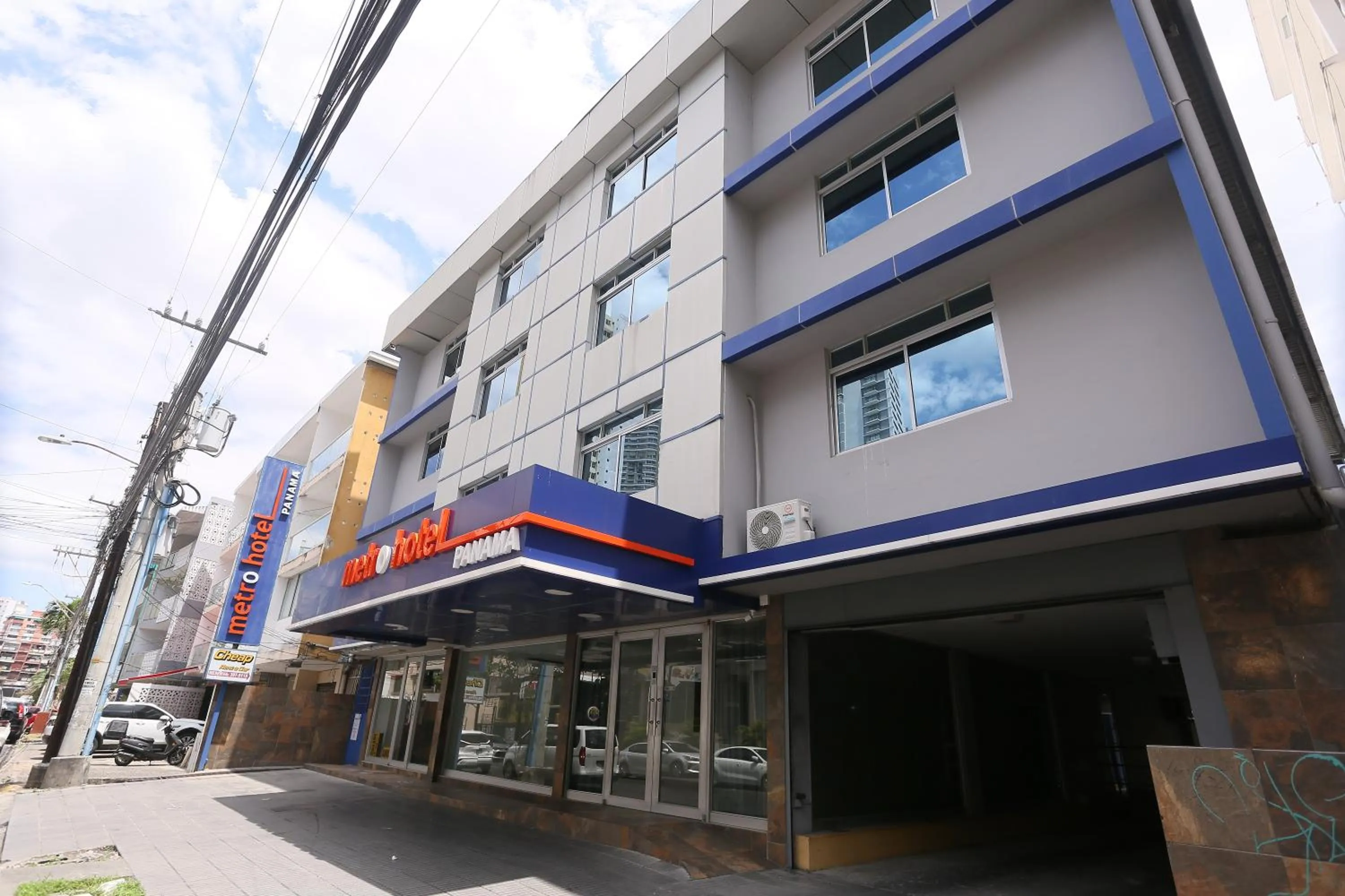 Metro Hotel Panama