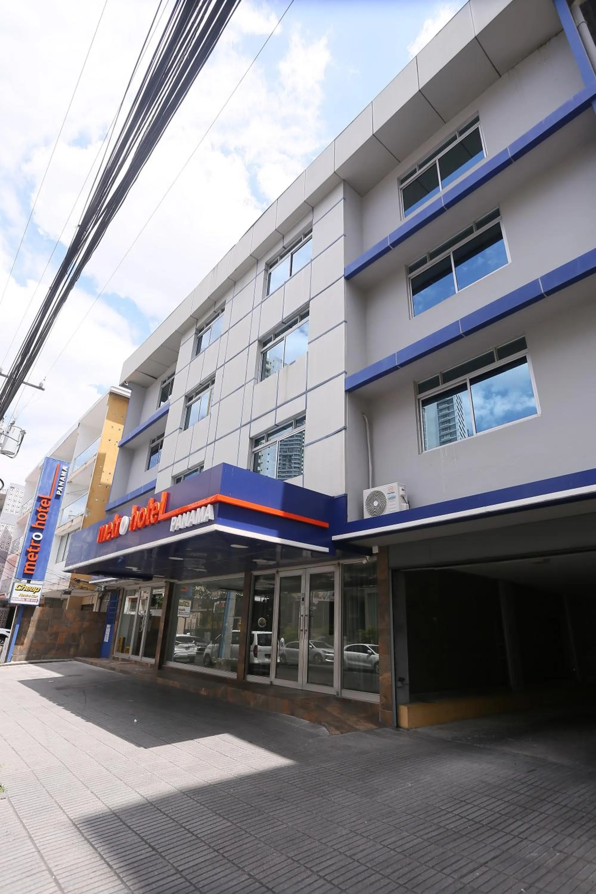Metro Hotel Panama