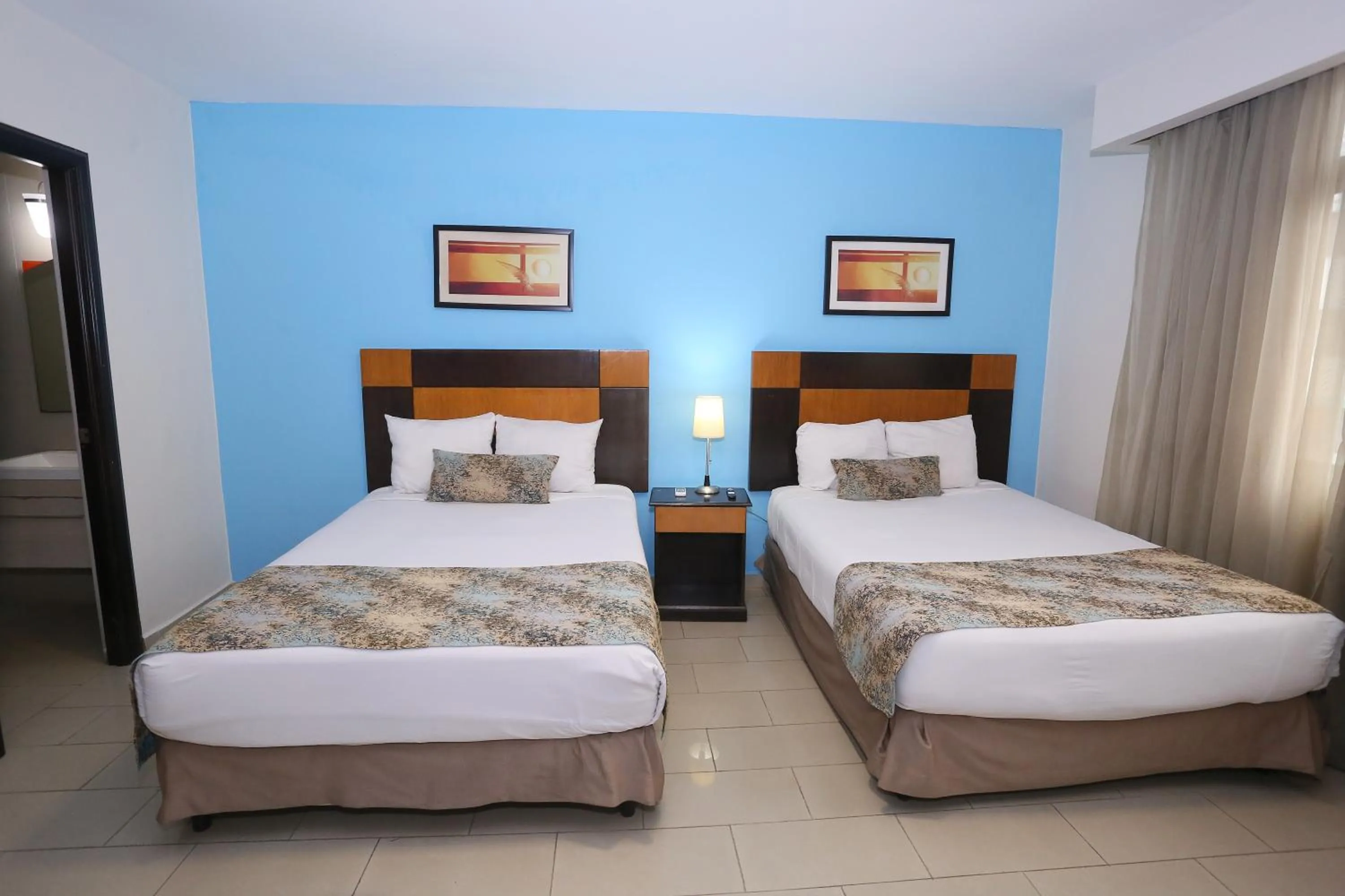 Bed in Metro Hotel Panama