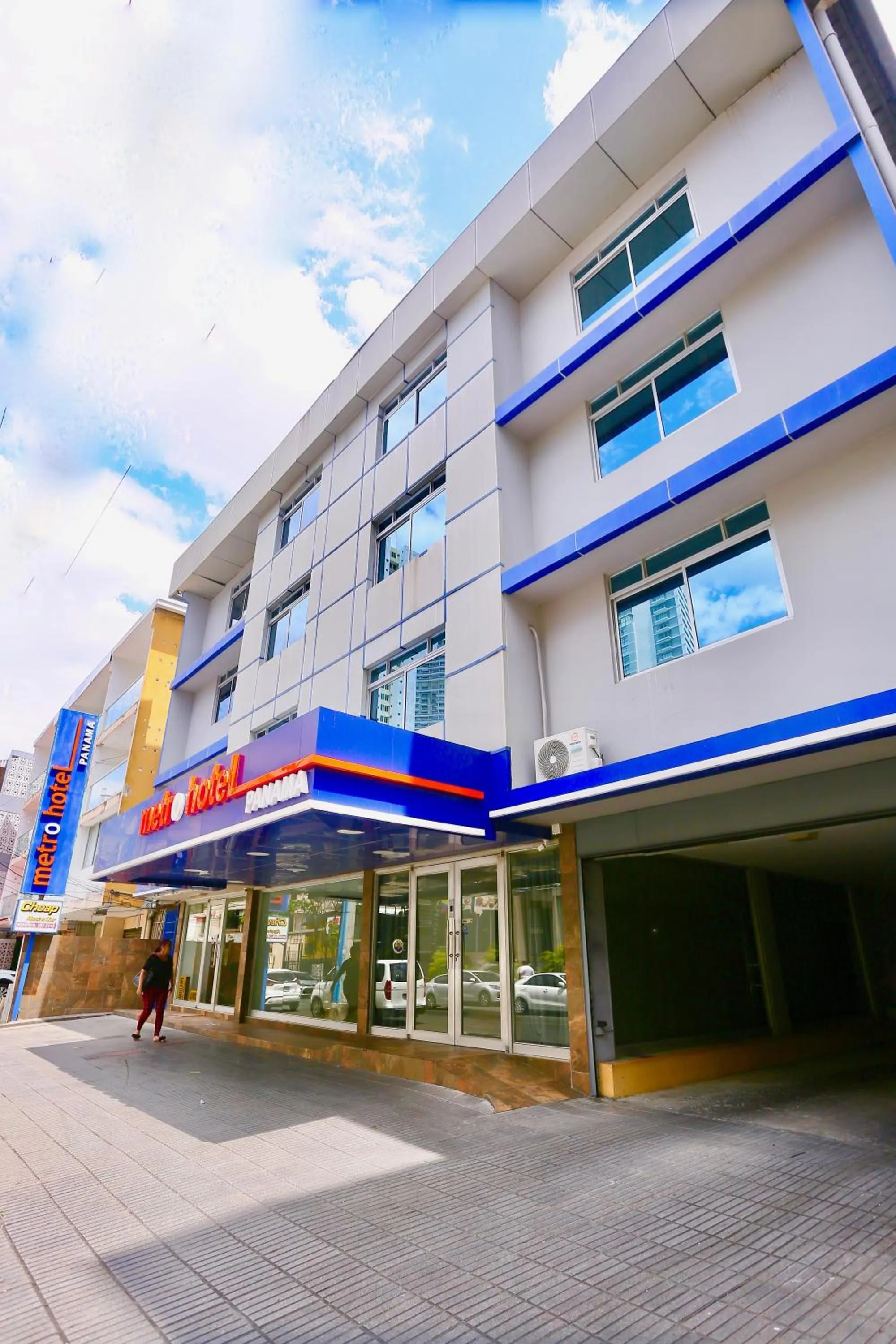 Metro Hotel Panama