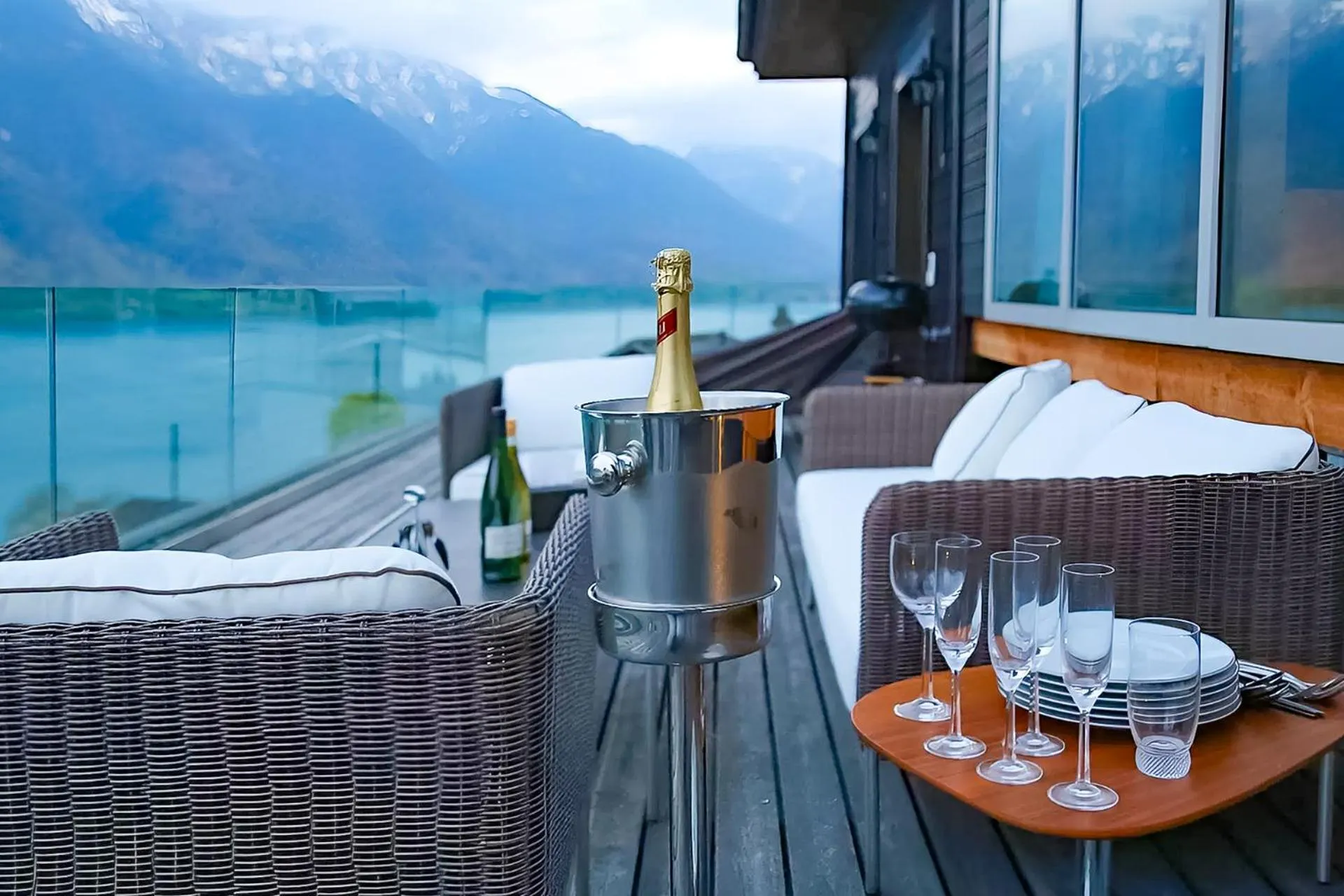 Balcony/Terrace in Hotel Lakeview bei Interlaken
