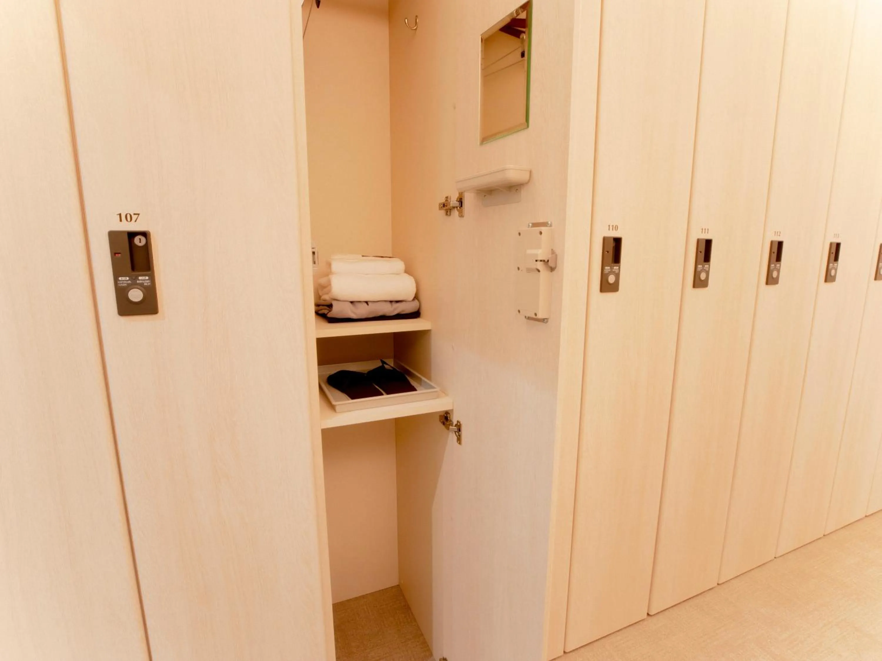 locker in Glansit Kyoto Kawaramachi