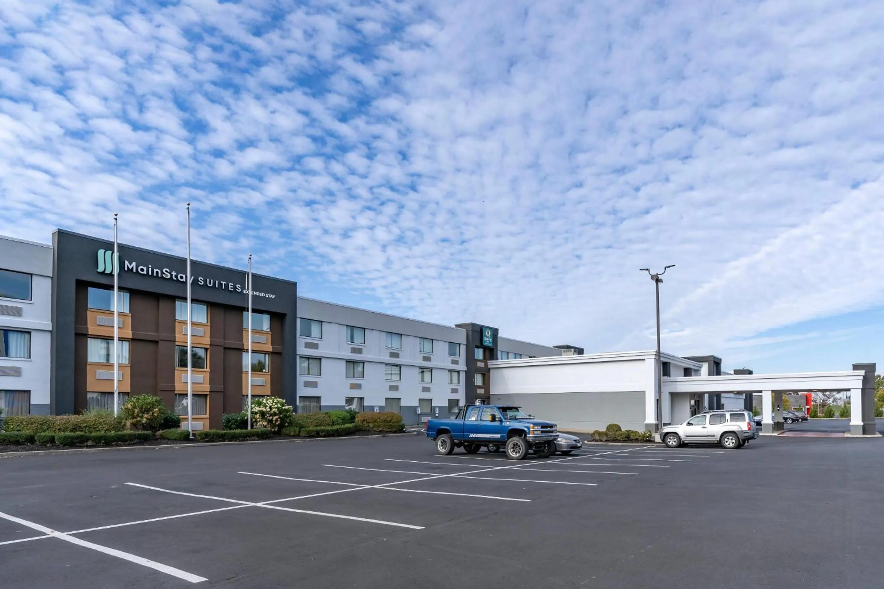 Property building in Quality Inn Lexington -Horse Park