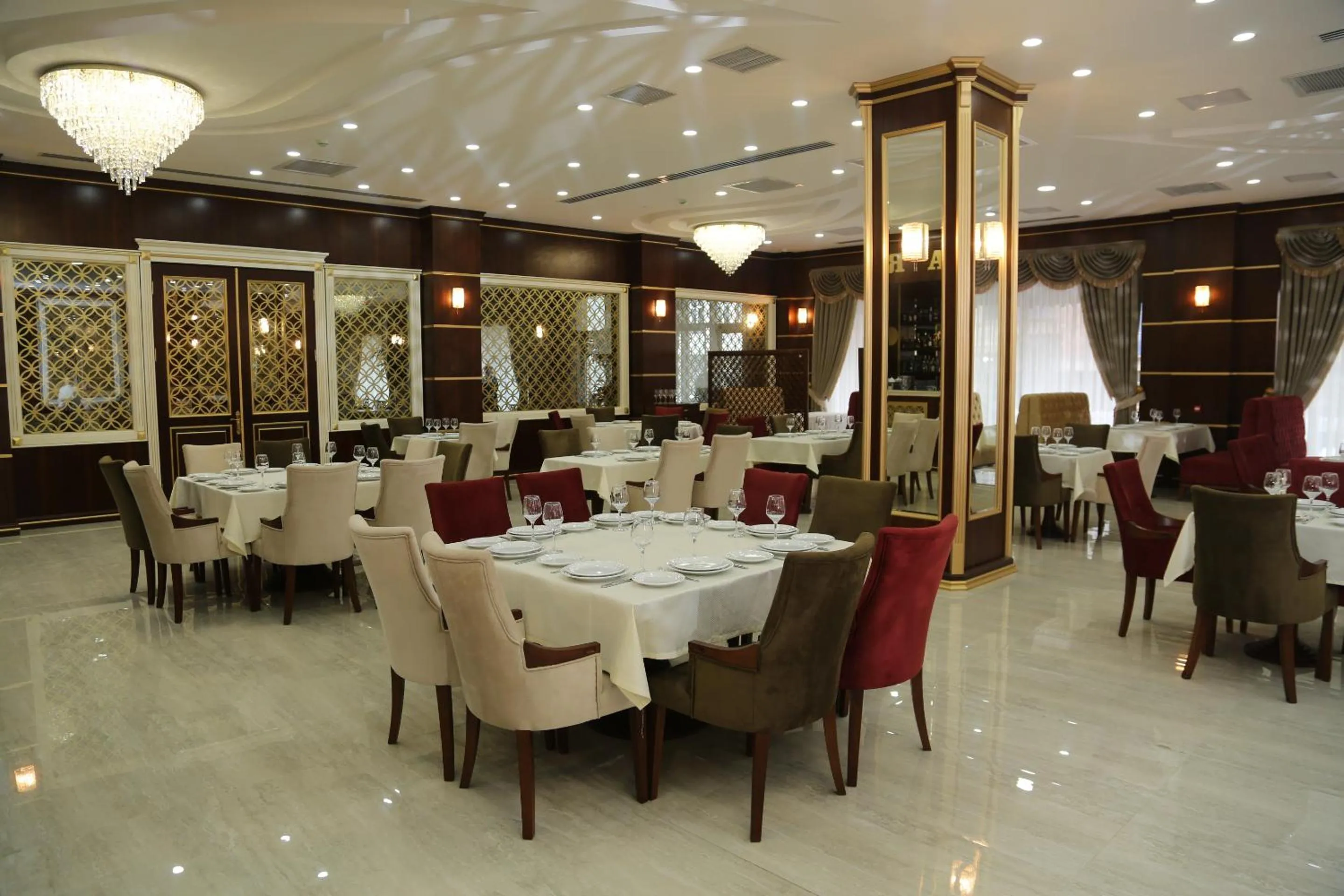 Restaurant/places to eat in Atlas Hotel Baku