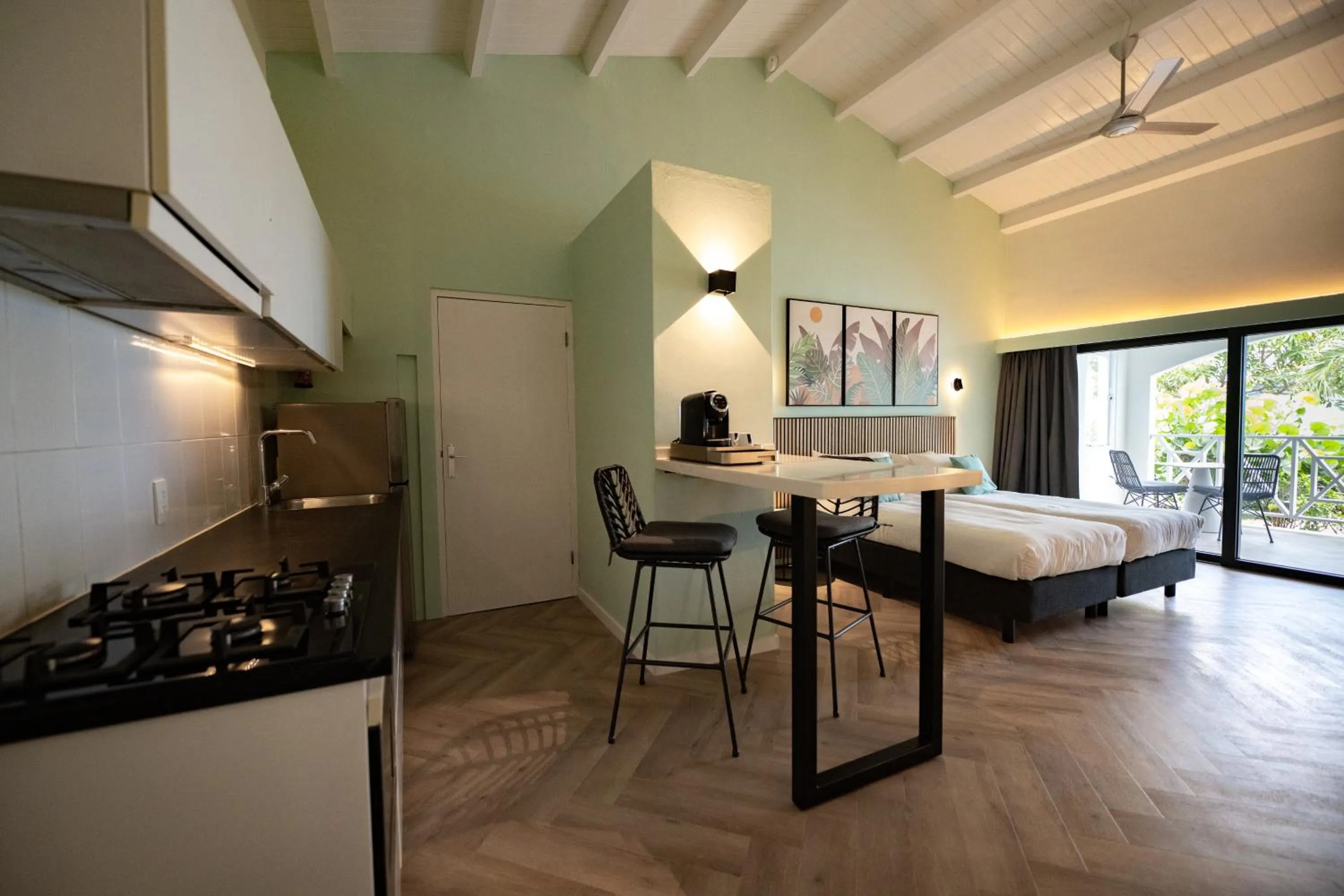 Photo of the whole room, Bed in Blue Bay Lodges