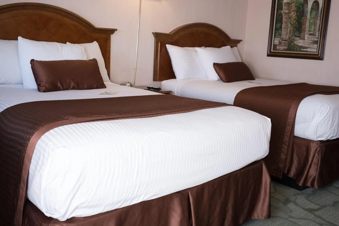 Standard Quadruple Room in Quality Inn Baker City