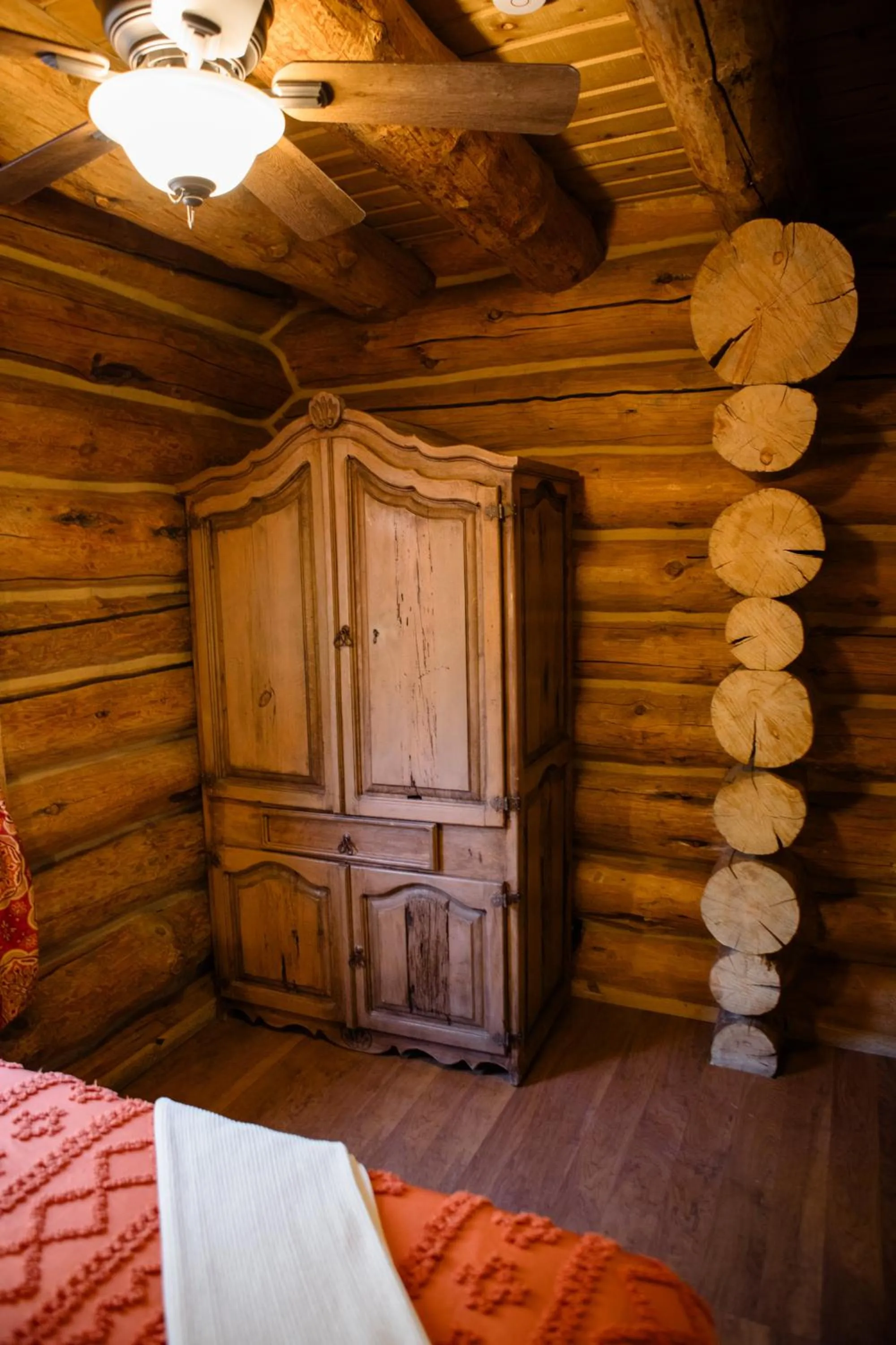 wardrobe, Bed in Boulder Mountain Guest Ranch