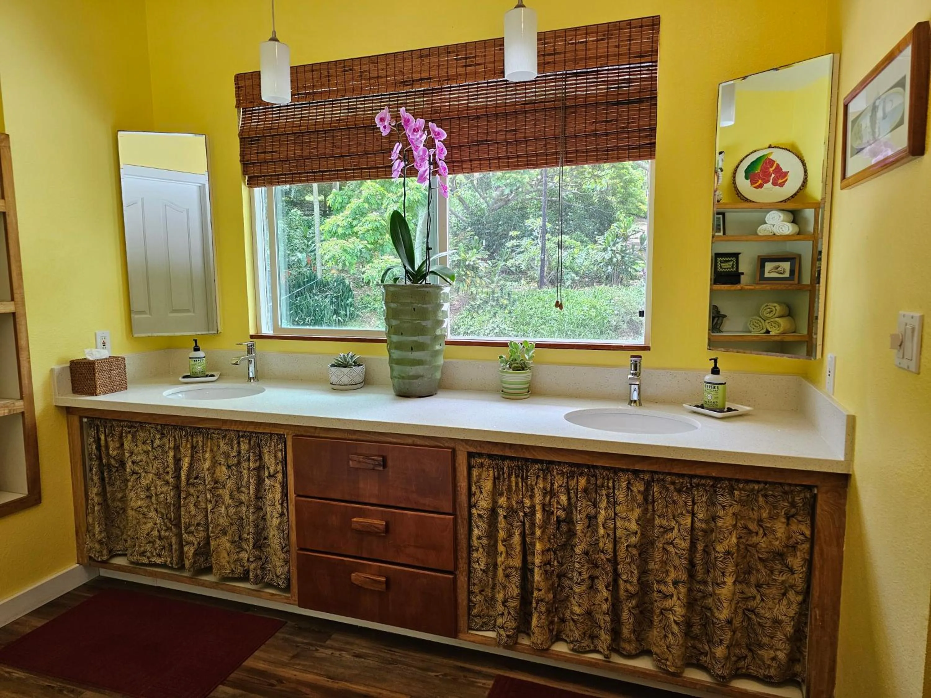 Public Bath in Ka'awa Loa Plantation