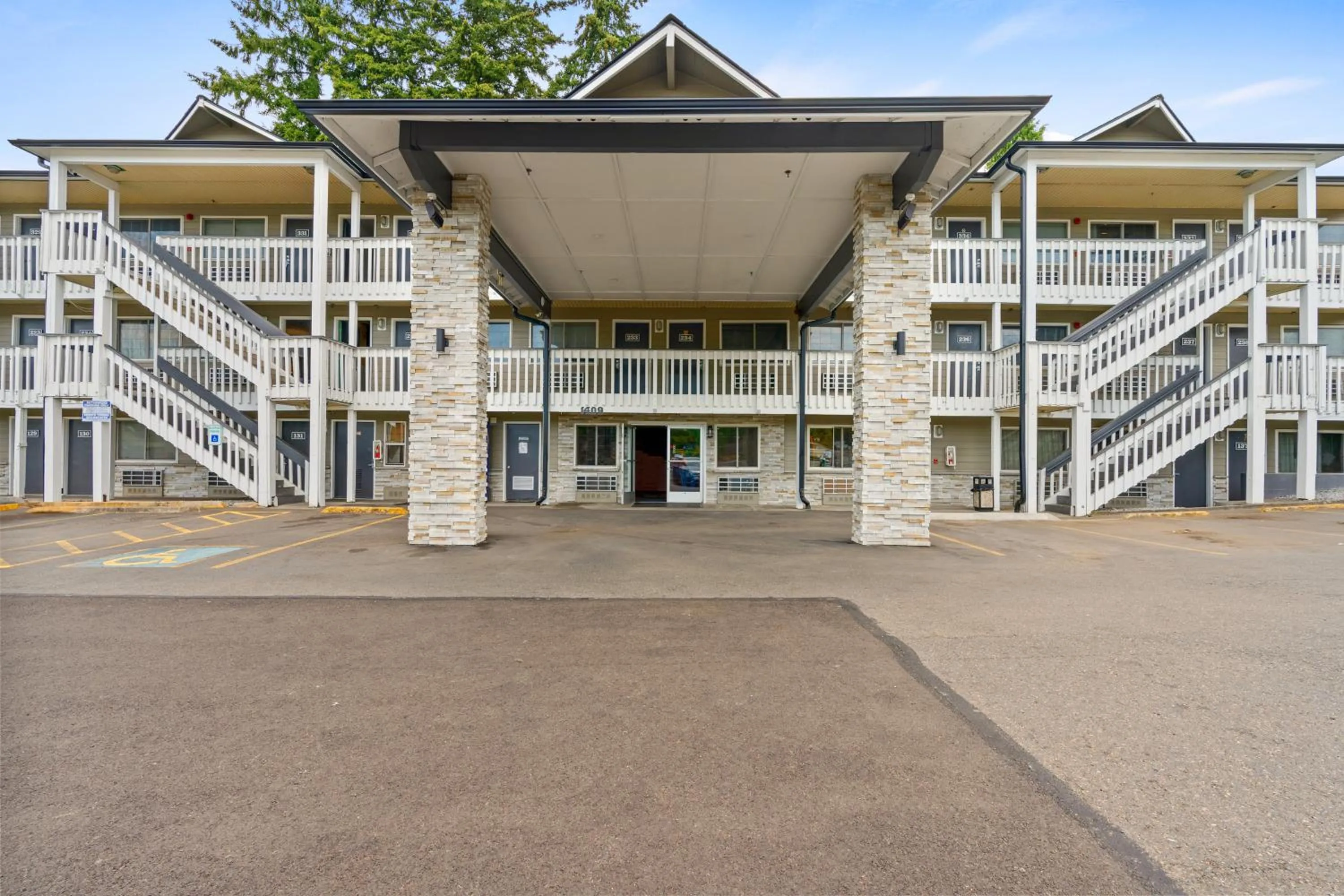 Property building in Basecamp Puyallup a Travelodge by Wyndham