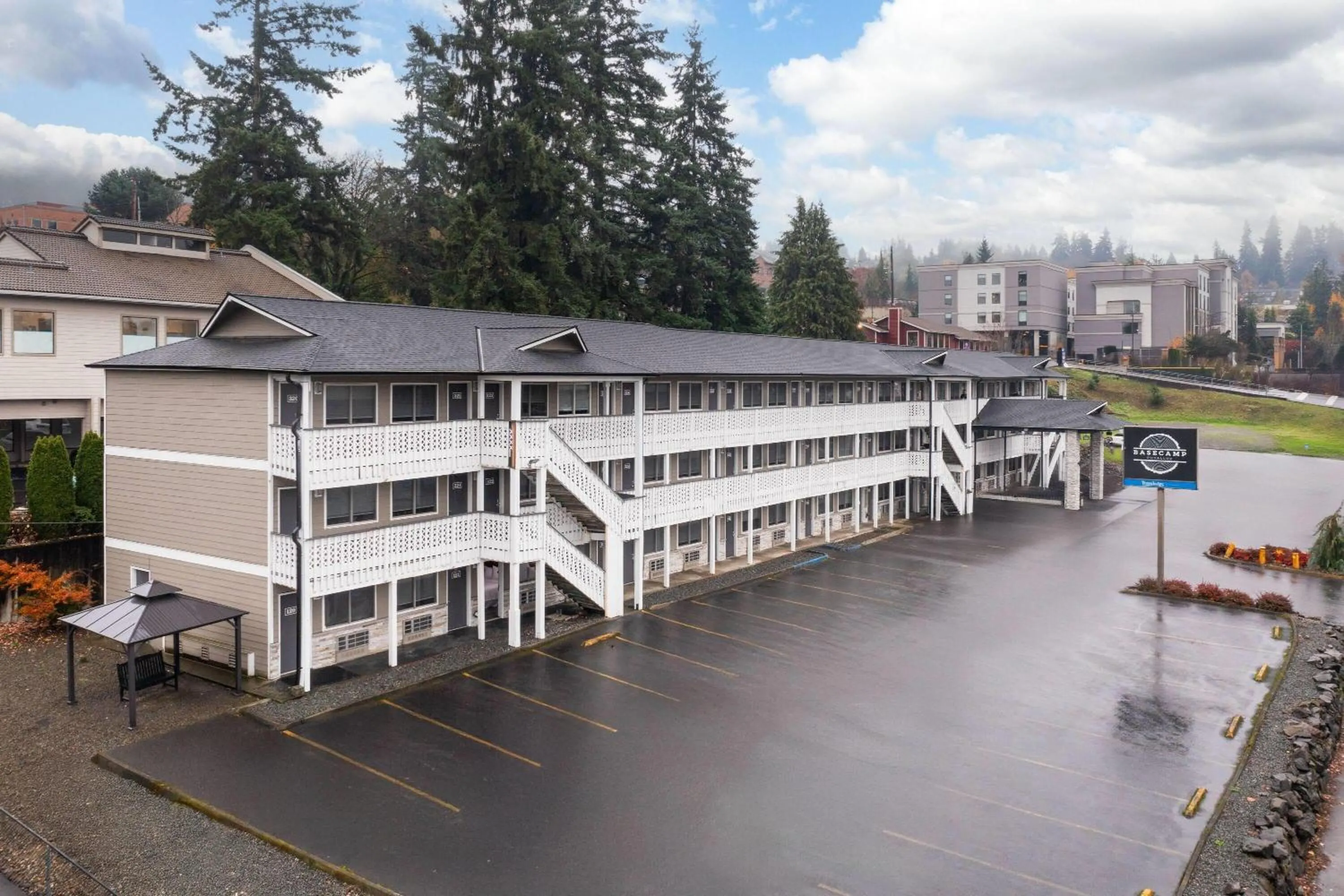 Property building in Basecamp Puyallup a Travelodge by Wyndham