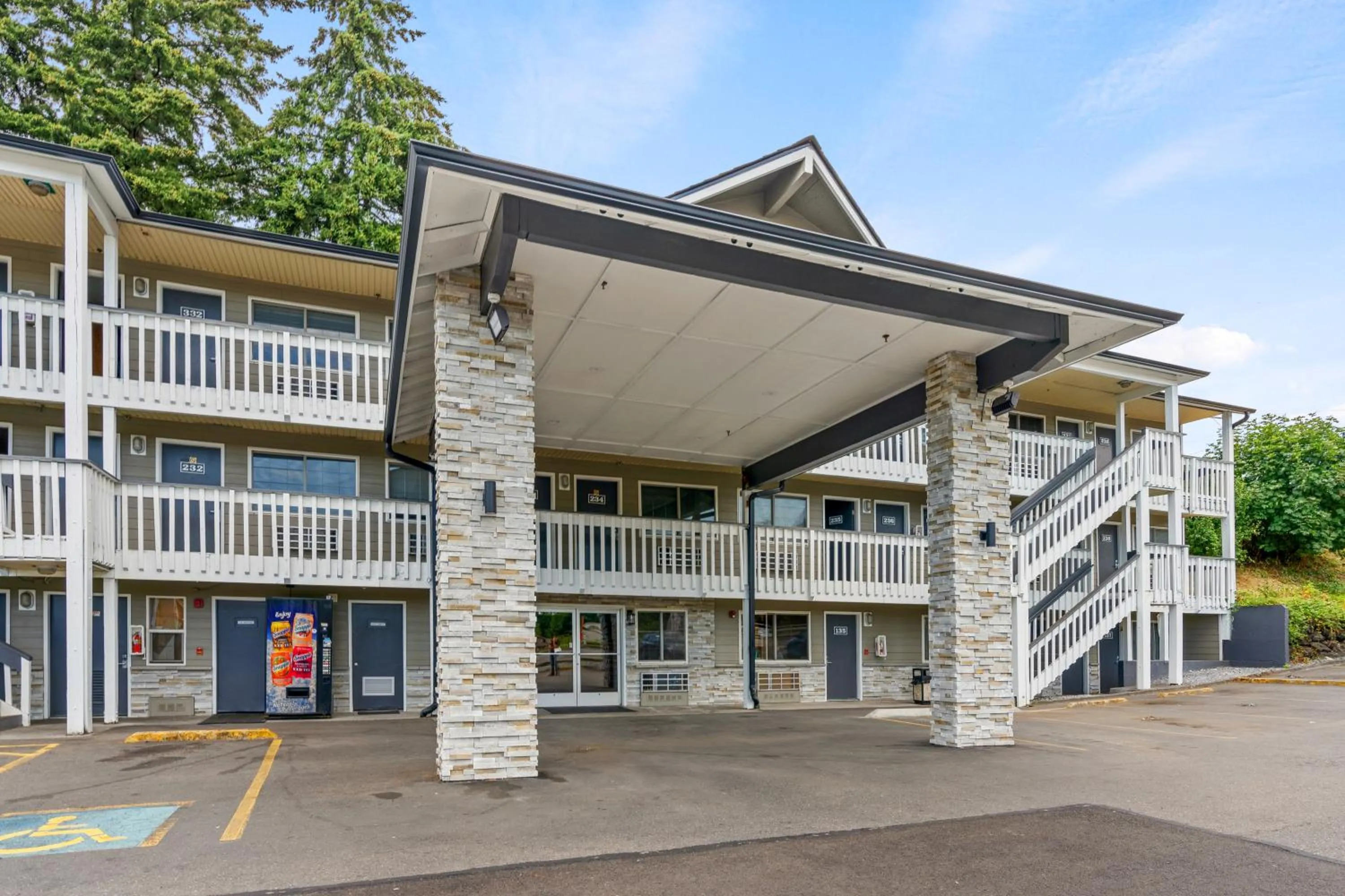 Property building in Basecamp Puyallup a Travelodge by Wyndham