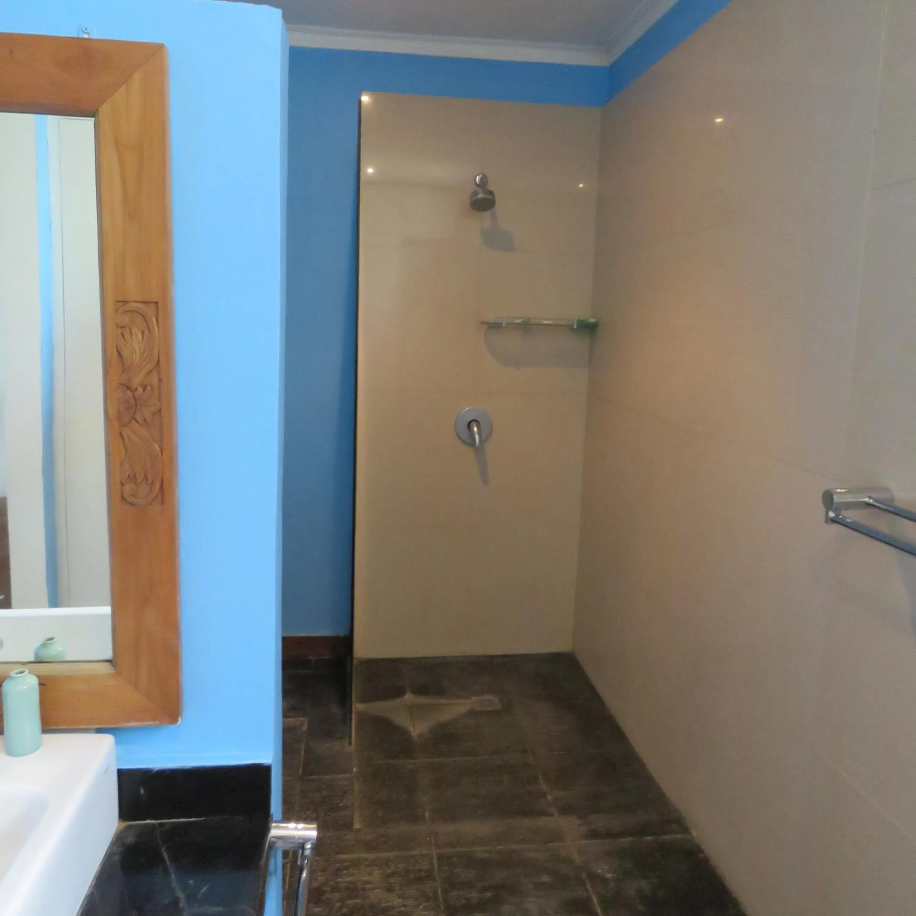 Shower in Pandana Boutique Hotel