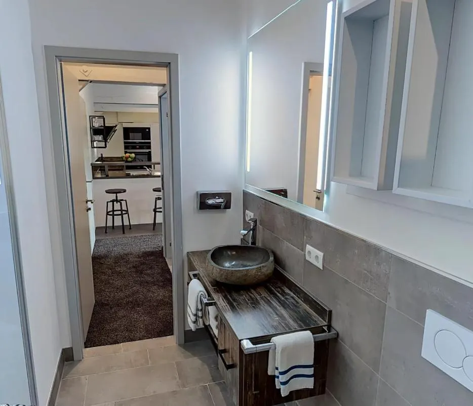 Bathroom in Boardinghouse Emden