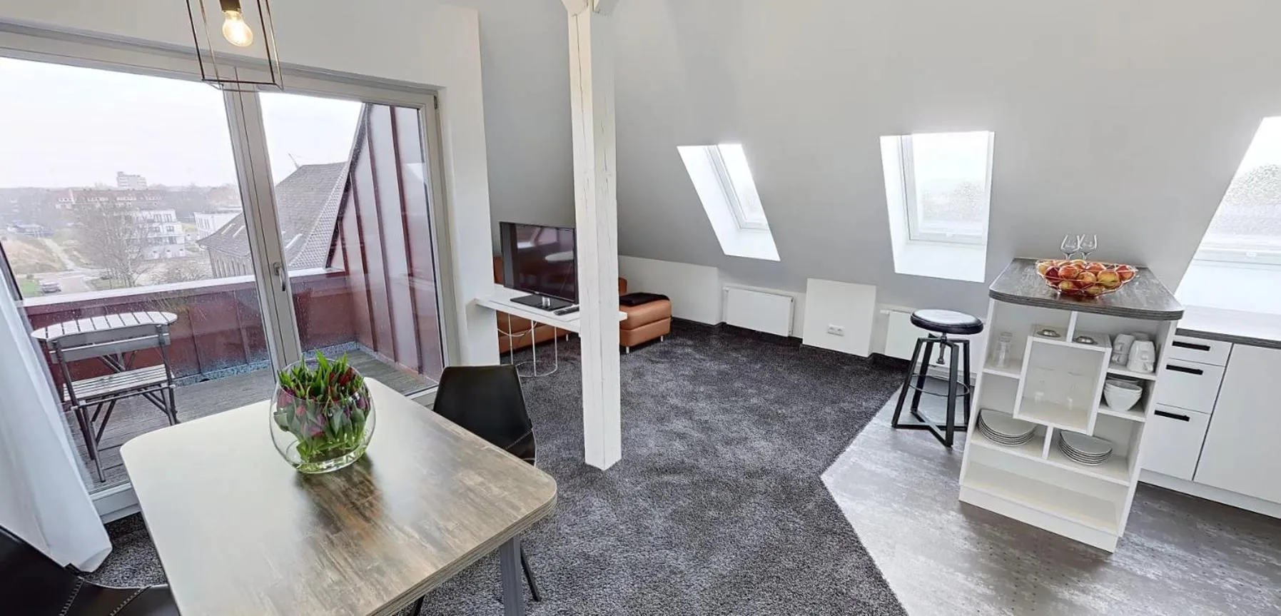 TV and multimedia in Boardinghouse Emden