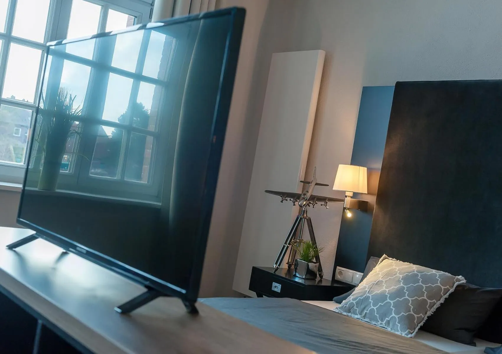 Photo of the whole room, Bed in Boardinghouse Emden