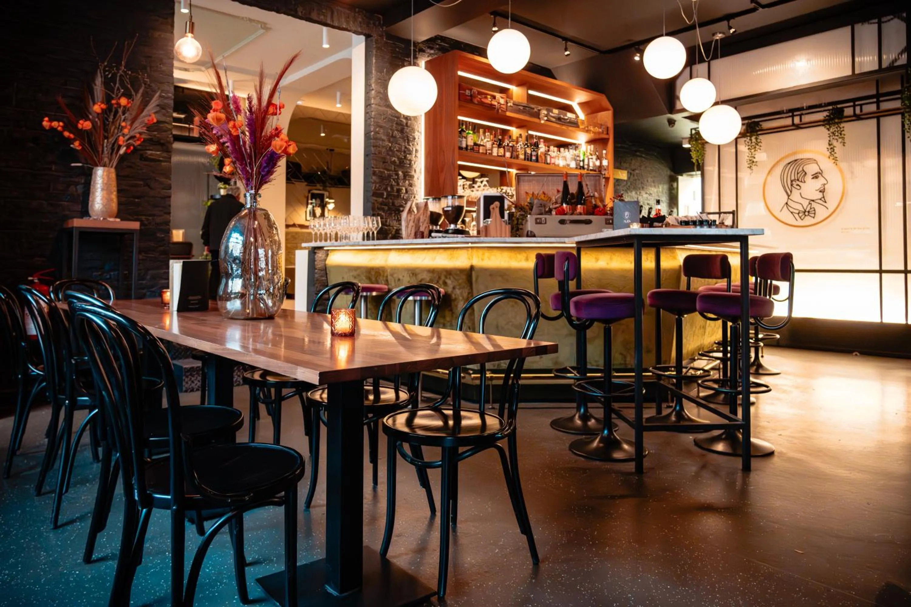 Restaurant/places to eat in Alex Maastricht