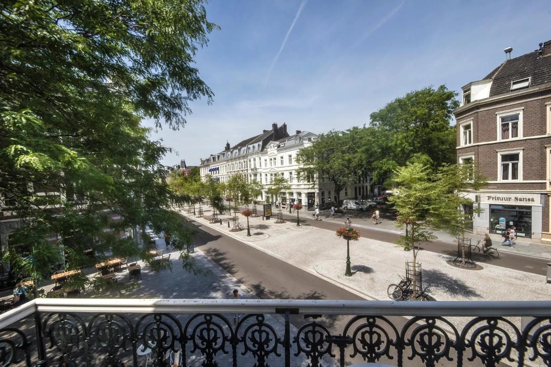 Street view in Alex Maastricht