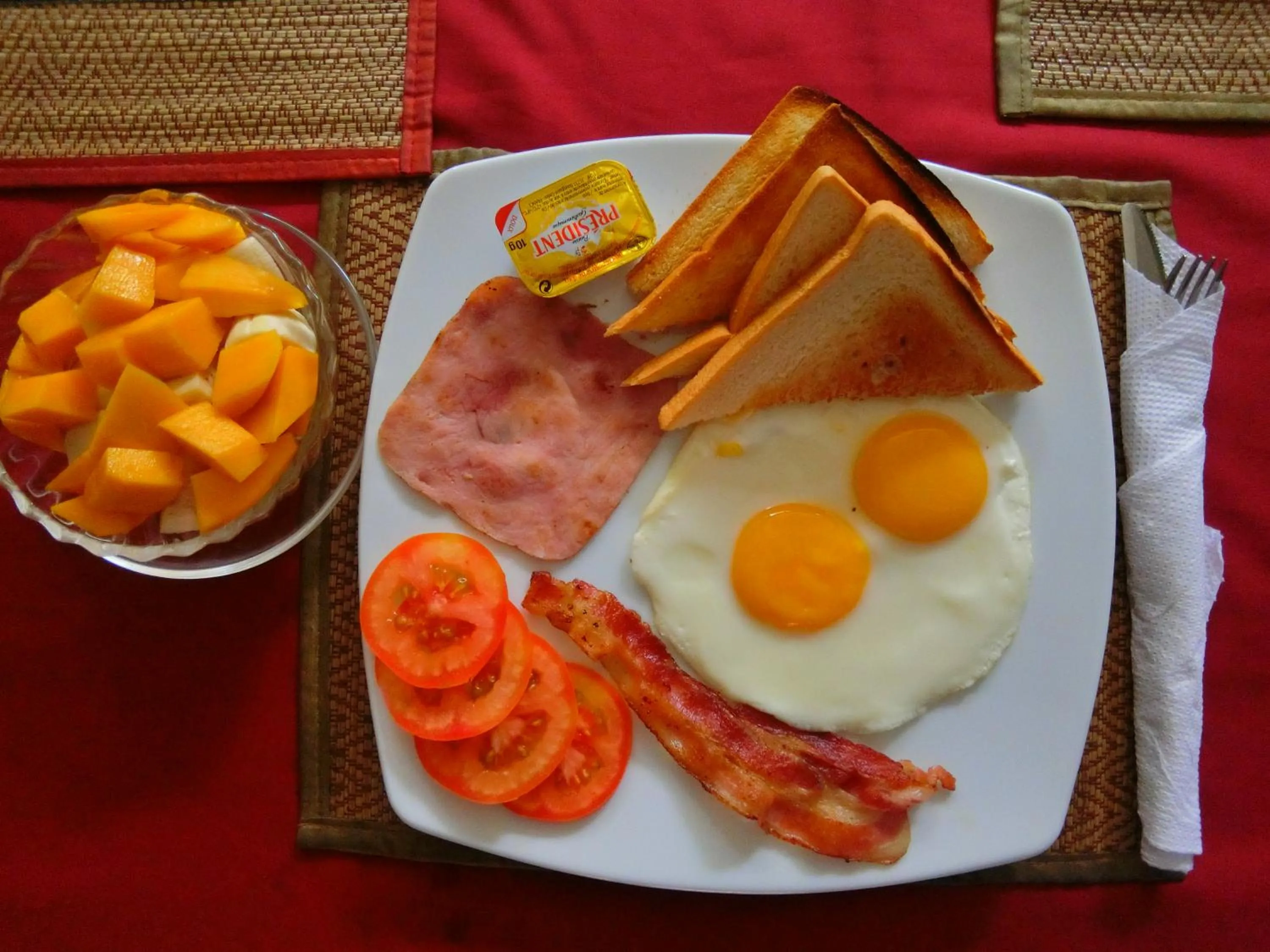 Food and drinks in Best Central Point Hotel