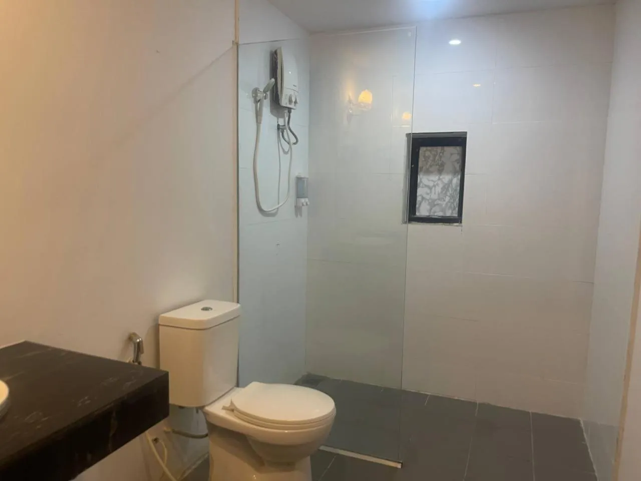 Bathroom in Best Central Point Hotel