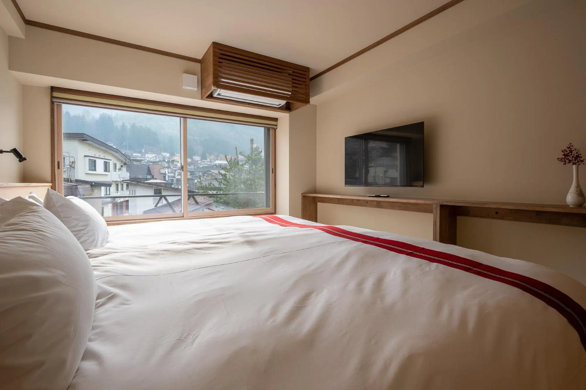 TV and multimedia, Bed in Kawamotoya